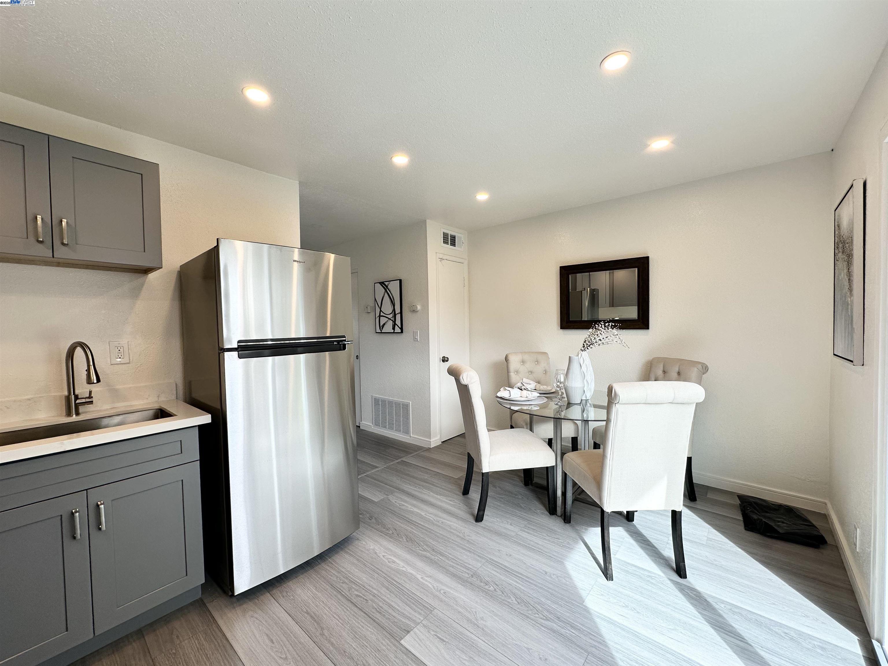 Photo #6: 41086496 Listing 