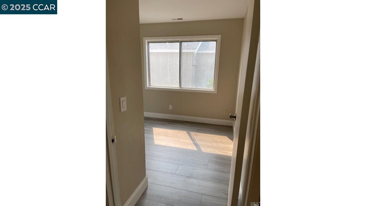 Detail Gallery Image 10 of 23 For 114 Woy Ct, Pinole,  CA 94564 - 3 Beds | 2 Baths