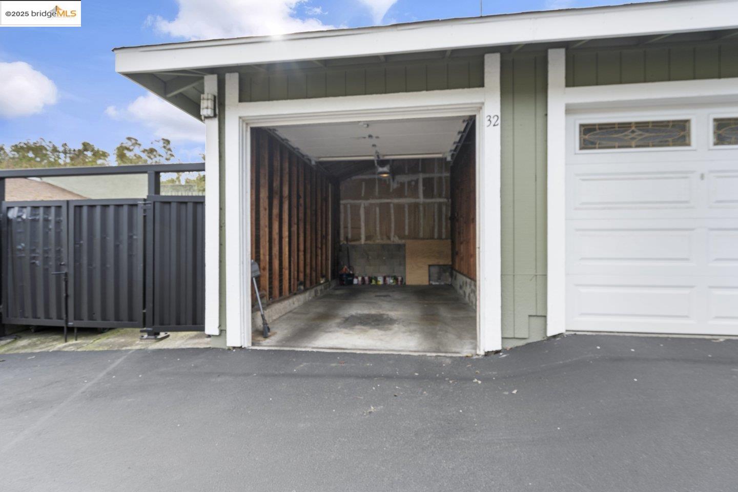 8711 Mountain Blvd # 28, Oakland, California 94605, 1 Bedroom Bedrooms, 3 Rooms Rooms,1 BathroomBathrooms,Residential,For Sale,8711 Mountain Blvd # 28,41086505