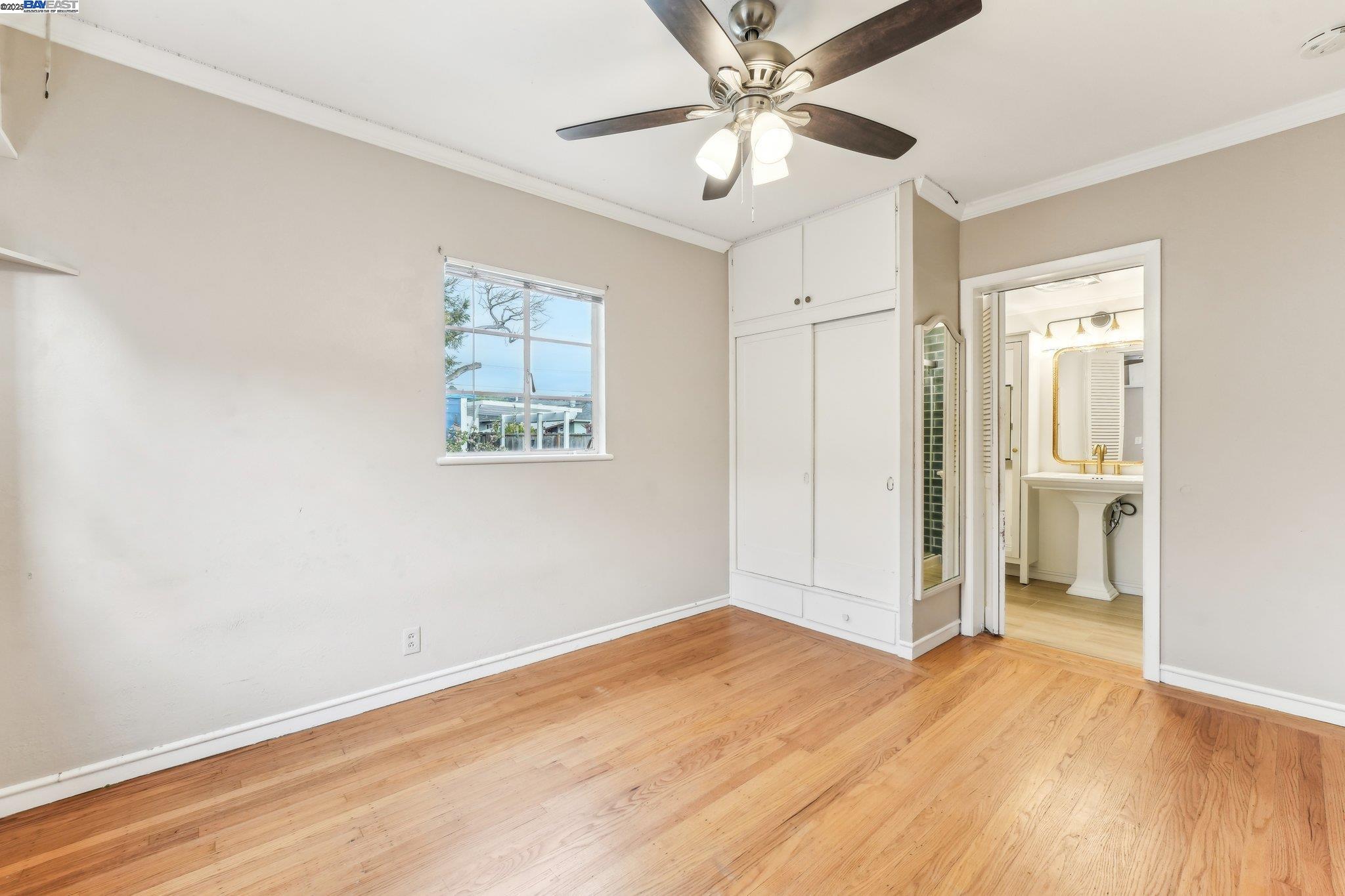 property-img