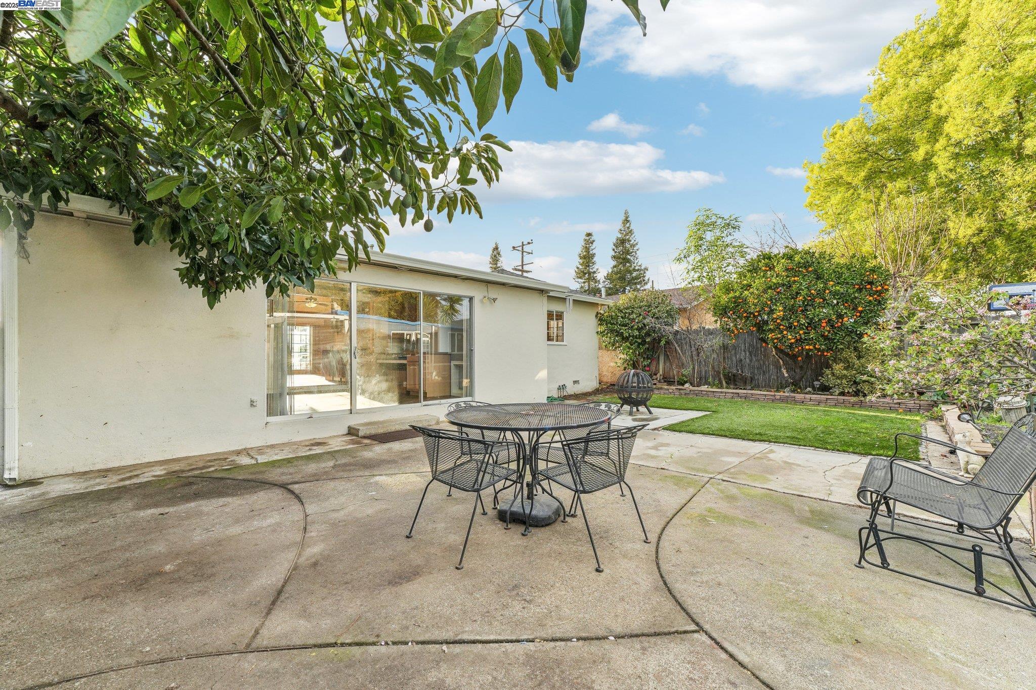 property-img