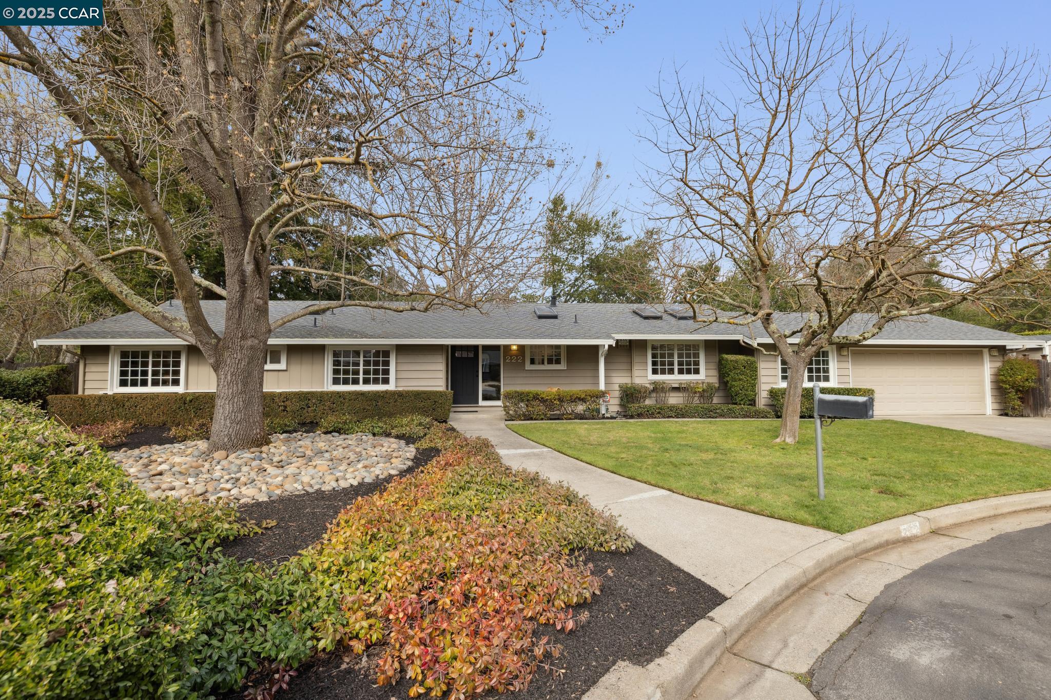 Detail Gallery Image 1 of 1 For 222 Contessa Ct, Lafayette,  CA 94549 - 4 Beds | 2 Baths