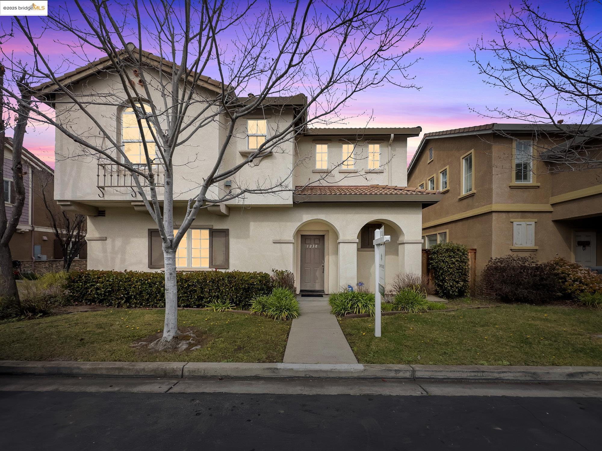 Detail Gallery Image 1 of 1 For 1238 Alder Creek Cir, San Leandro,  CA 94577 - 3 Beds | 2/1 Baths