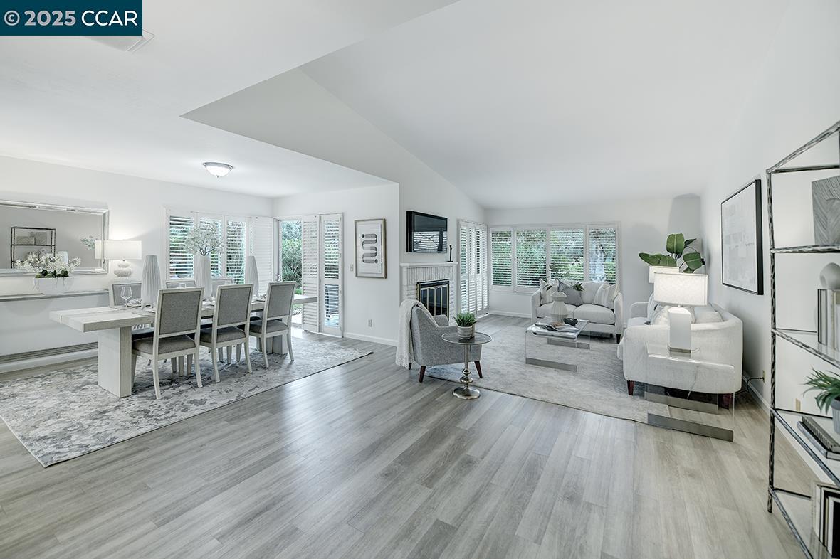Photo #2: 41086529 Listing 