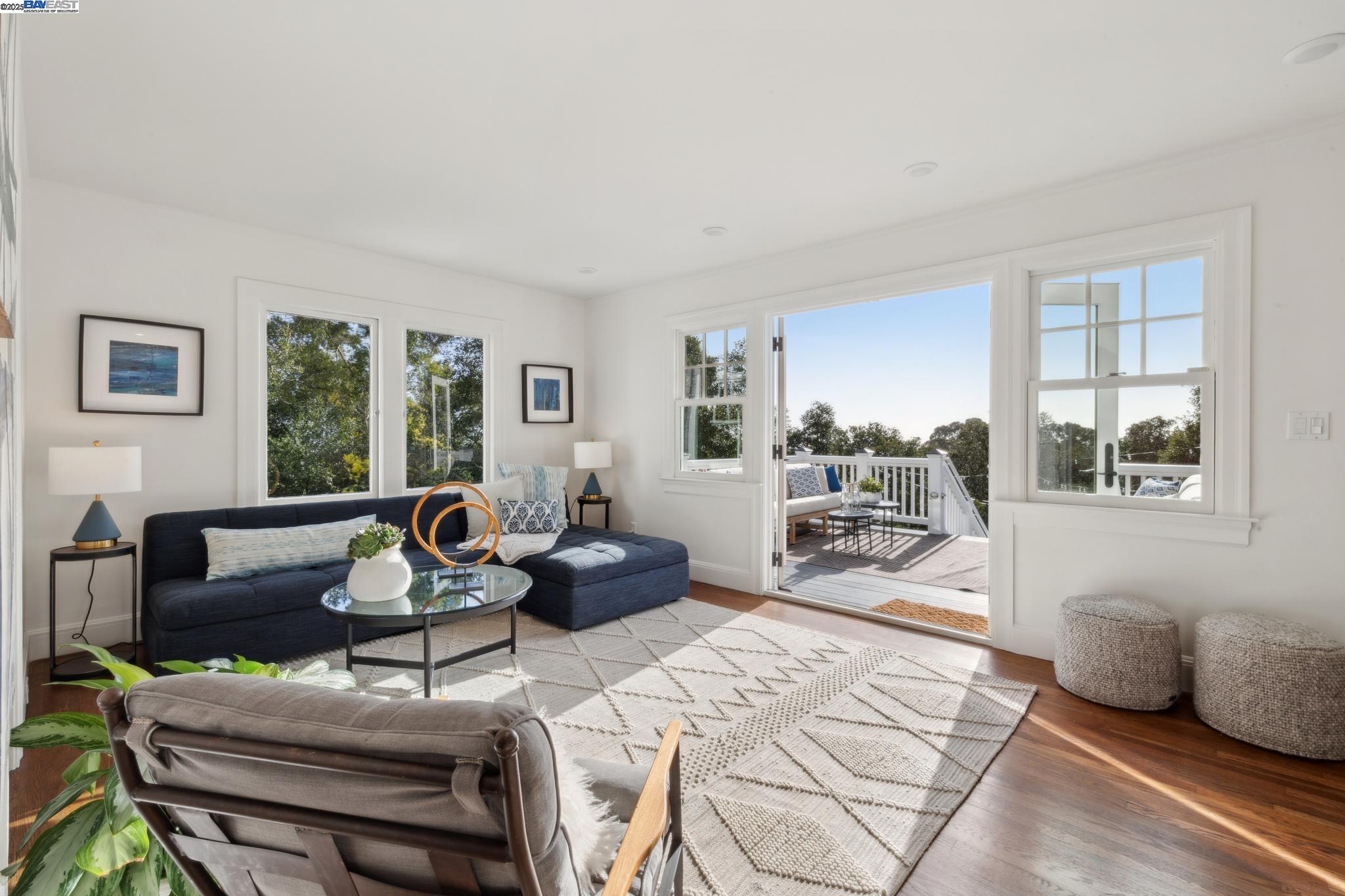 3085 MONTEREY BOULEVARD, Oakland, California 94602, 5 Bedrooms Bedrooms, 11 Rooms Rooms,4 BathroomsBathrooms,Residential,For Sale,3085 MONTEREY BOULEVARD,41086530