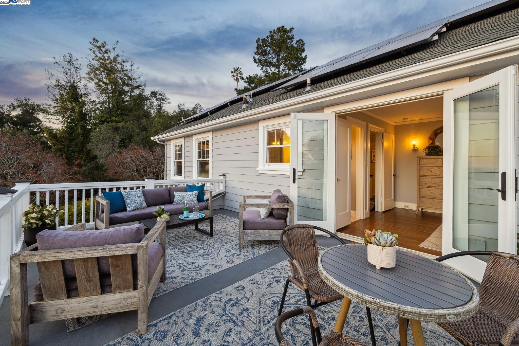 3085 MONTEREY BOULEVARD, Oakland, California 94602, 5 Bedrooms Bedrooms, 11 Rooms Rooms,4 BathroomsBathrooms,Residential,For Sale,3085 MONTEREY BOULEVARD,41086530