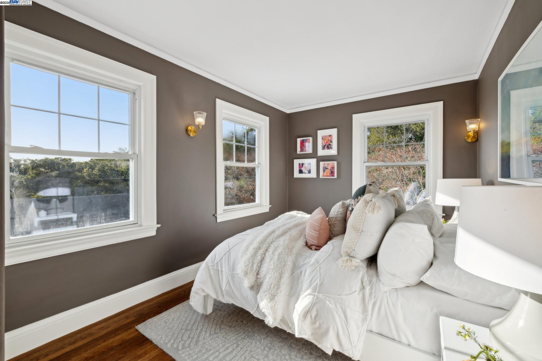 3085 MONTEREY BOULEVARD, Oakland, California 94602, 5 Bedrooms Bedrooms, 11 Rooms Rooms,4 BathroomsBathrooms,Residential,For Sale,3085 MONTEREY BOULEVARD,41086530