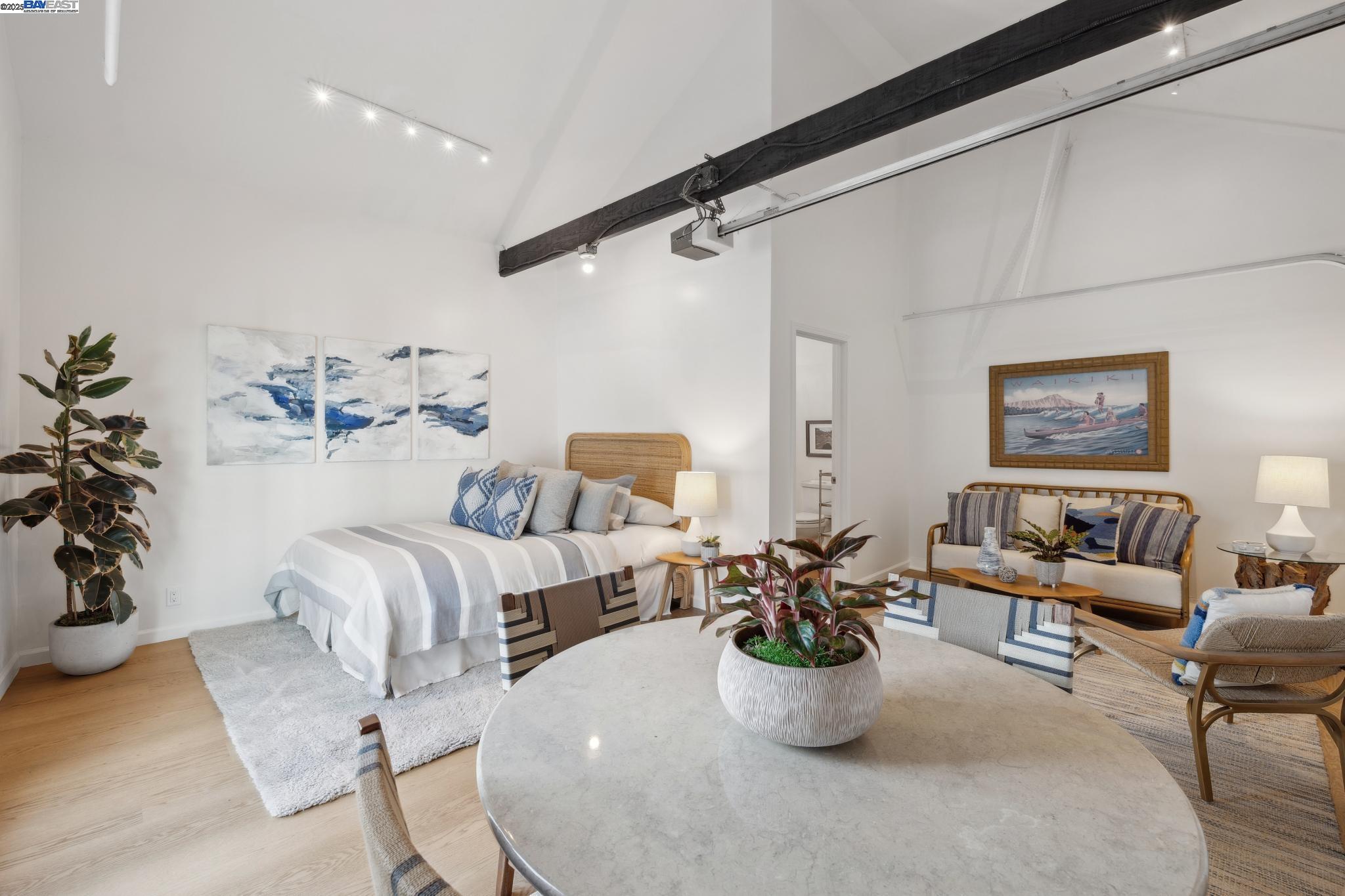 3085 MONTEREY BOULEVARD, Oakland, California 94602, 5 Bedrooms Bedrooms, 11 Rooms Rooms,4 BathroomsBathrooms,Residential,For Sale,3085 MONTEREY BOULEVARD,41086530