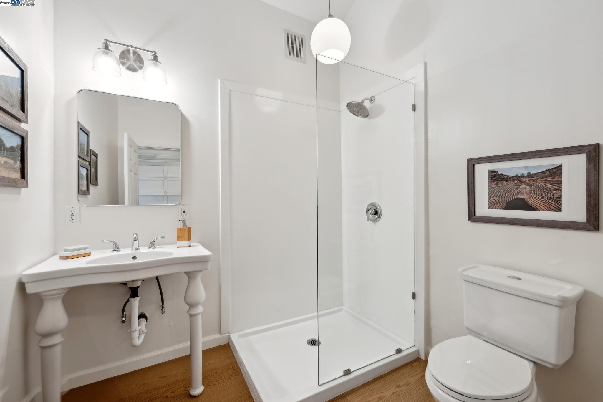 3085 MONTEREY BOULEVARD, Oakland, California 94602, 5 Bedrooms Bedrooms, 11 Rooms Rooms,4 BathroomsBathrooms,Residential,For Sale,3085 MONTEREY BOULEVARD,41086530