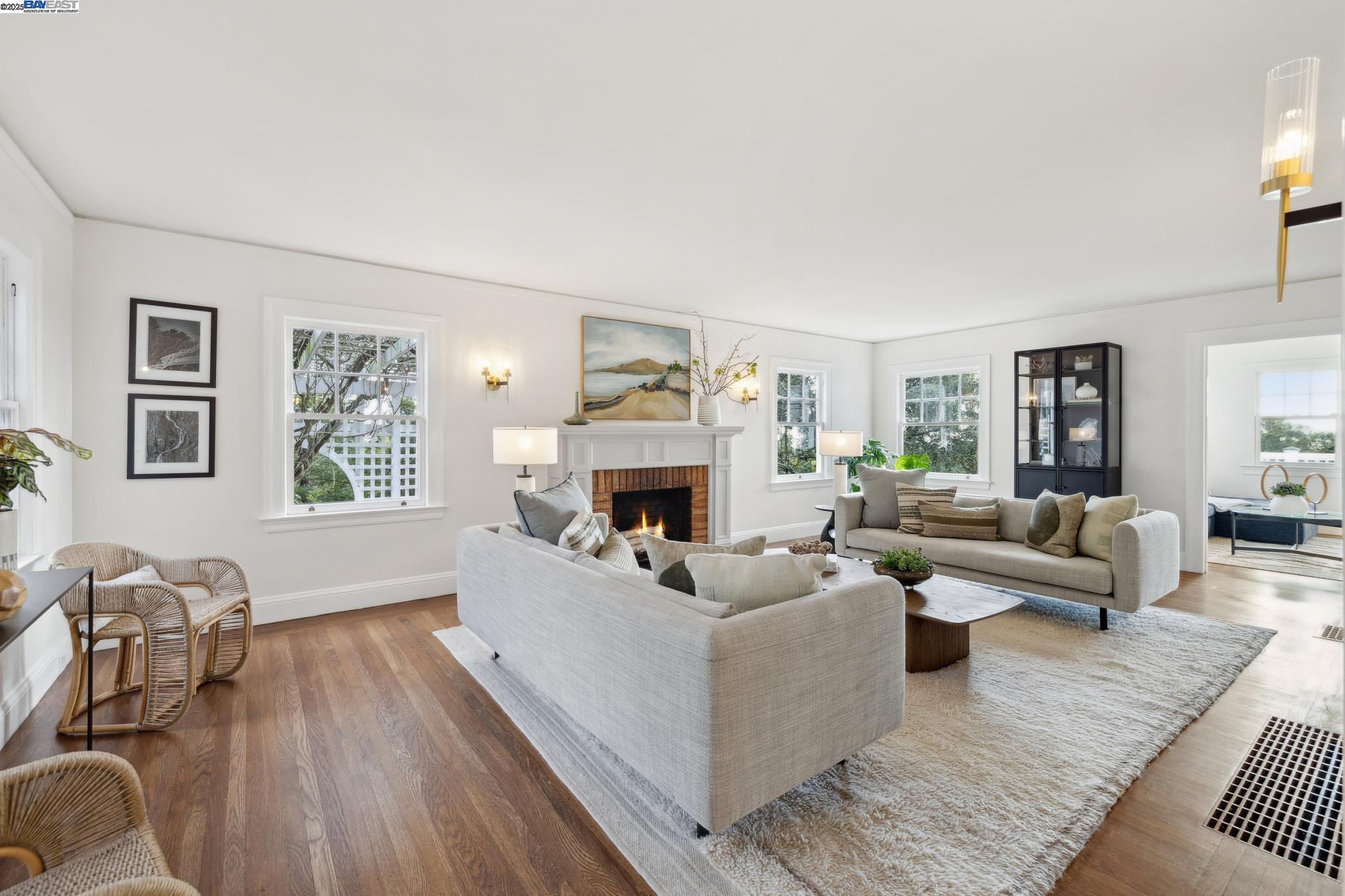 3085 MONTEREY BOULEVARD, Oakland, California 94602, 5 Bedrooms Bedrooms, 11 Rooms Rooms,4 BathroomsBathrooms,Residential,For Sale,3085 MONTEREY BOULEVARD,41086530