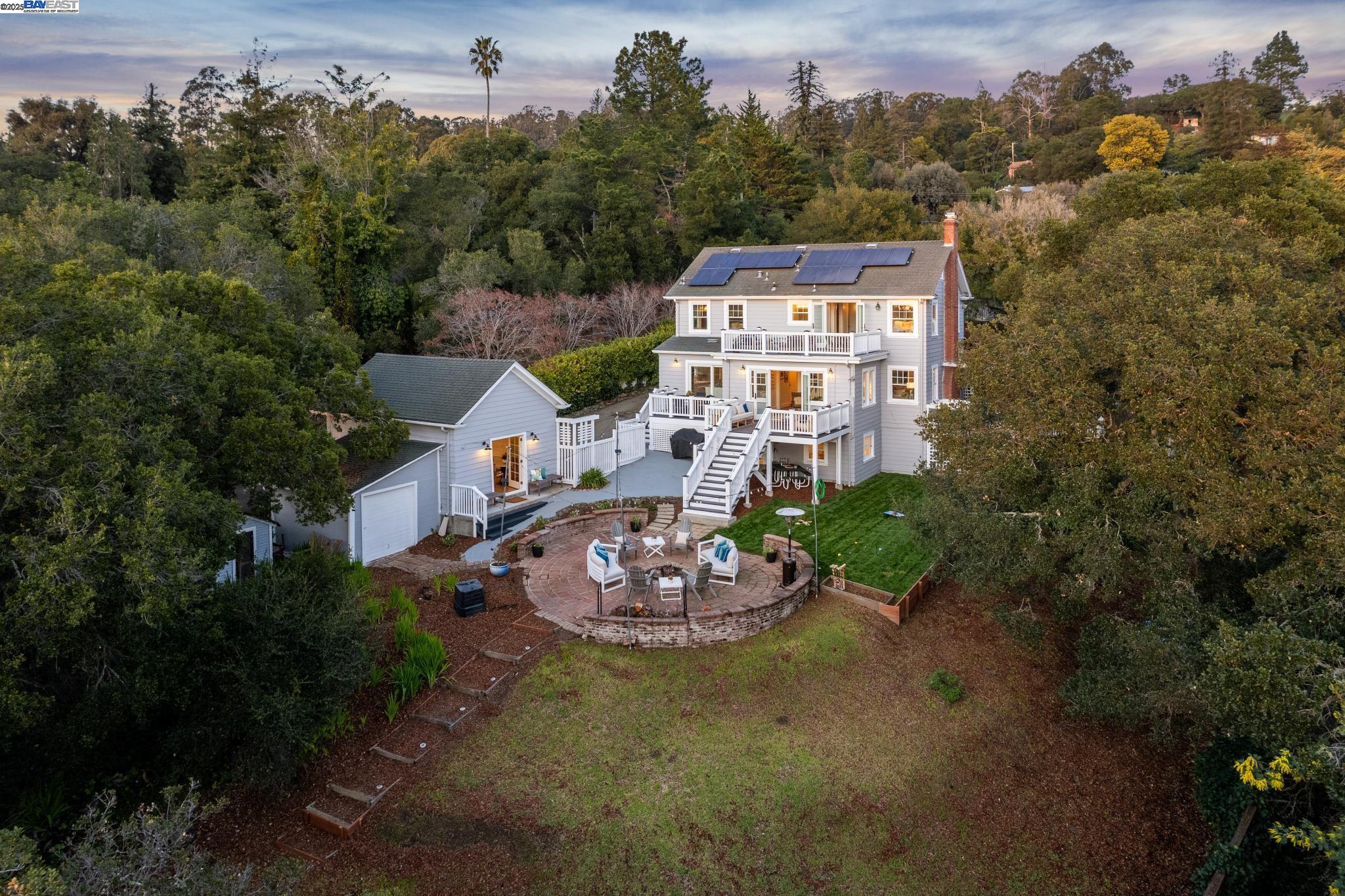 3085 MONTEREY BOULEVARD, Oakland, California 94602, 5 Bedrooms Bedrooms, 11 Rooms Rooms,4 BathroomsBathrooms,Residential,For Sale,3085 MONTEREY BOULEVARD,41086530