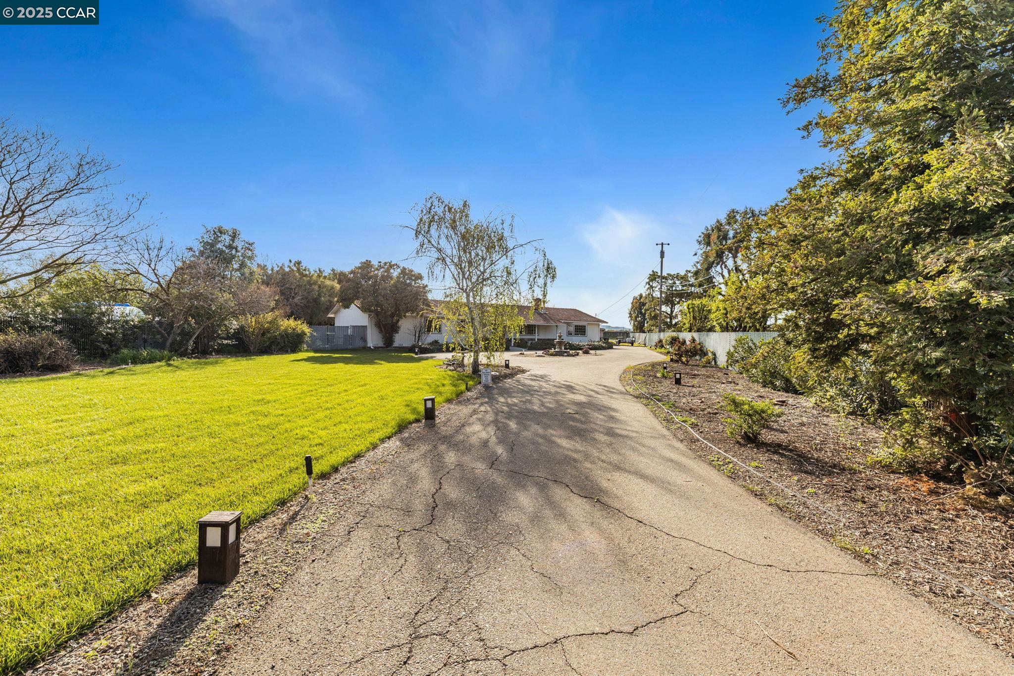 Detail Gallery Image 39 of 50 For 2571 Anderson Ln, Brentwood,  CA 94513 - 4 Beds | 2 Baths