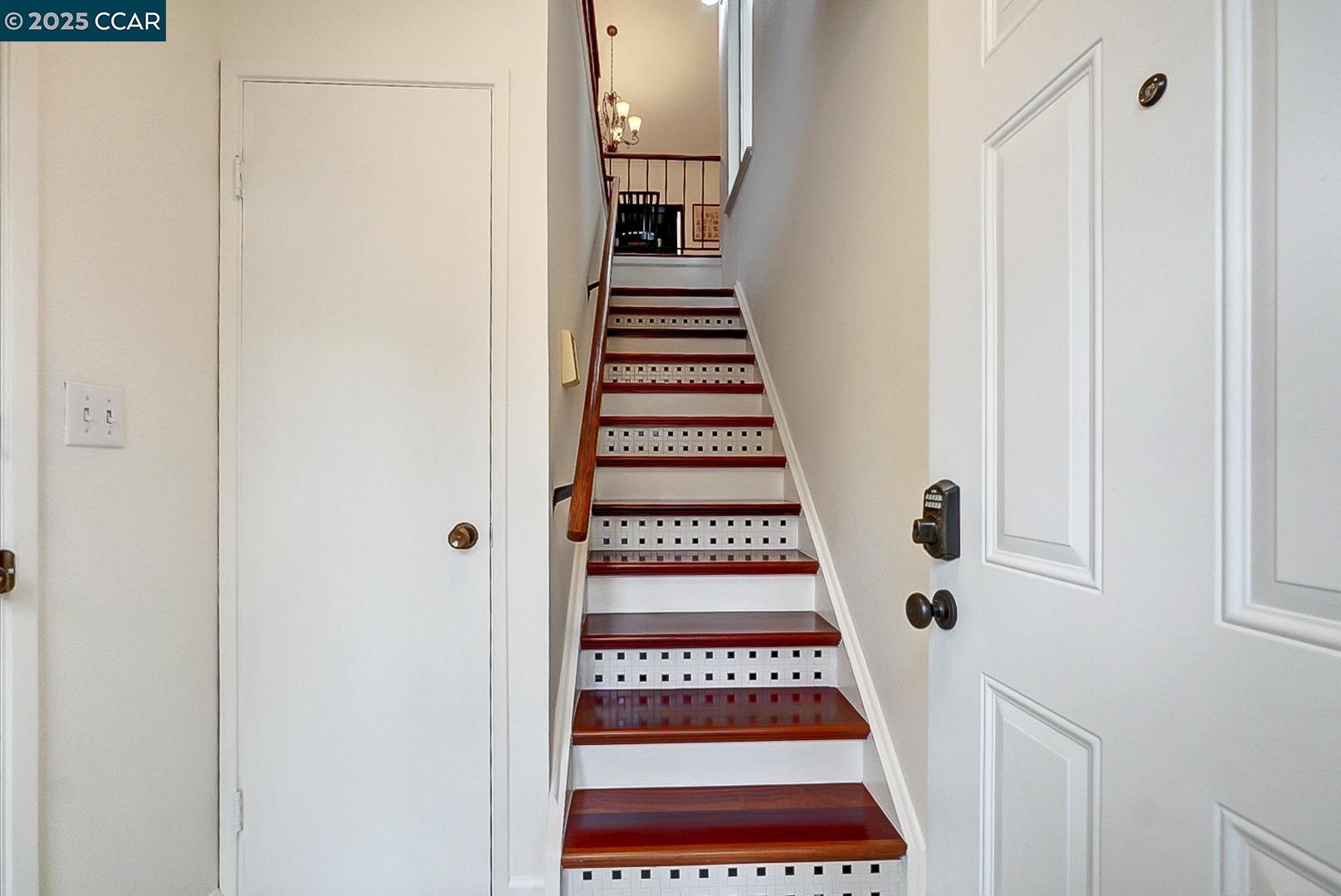 Photo #2: 41086586 Listing 