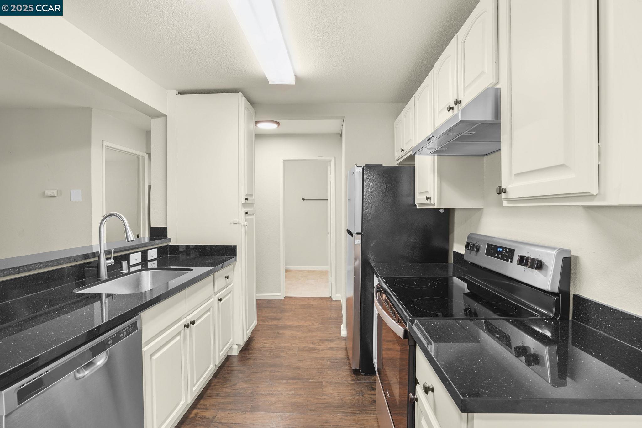 Detail Gallery Image 10 of 23 For 3 Lancaster Cir #109,  Bay Point,  CA 94565 - 2 Beds | 2 Baths