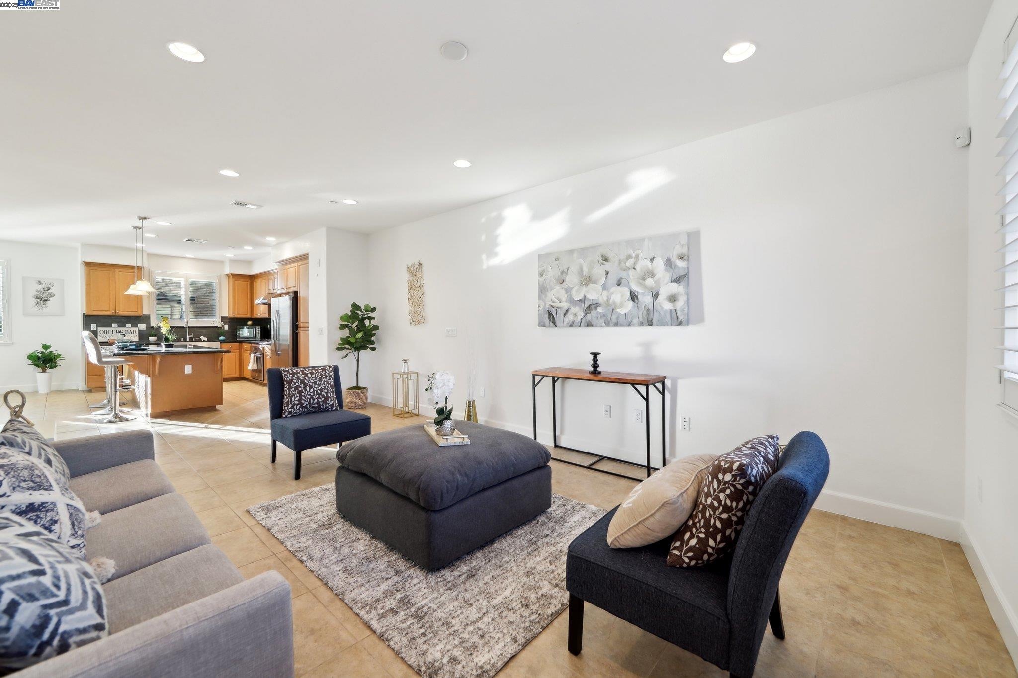 Photo #3: 41086607 Listing 