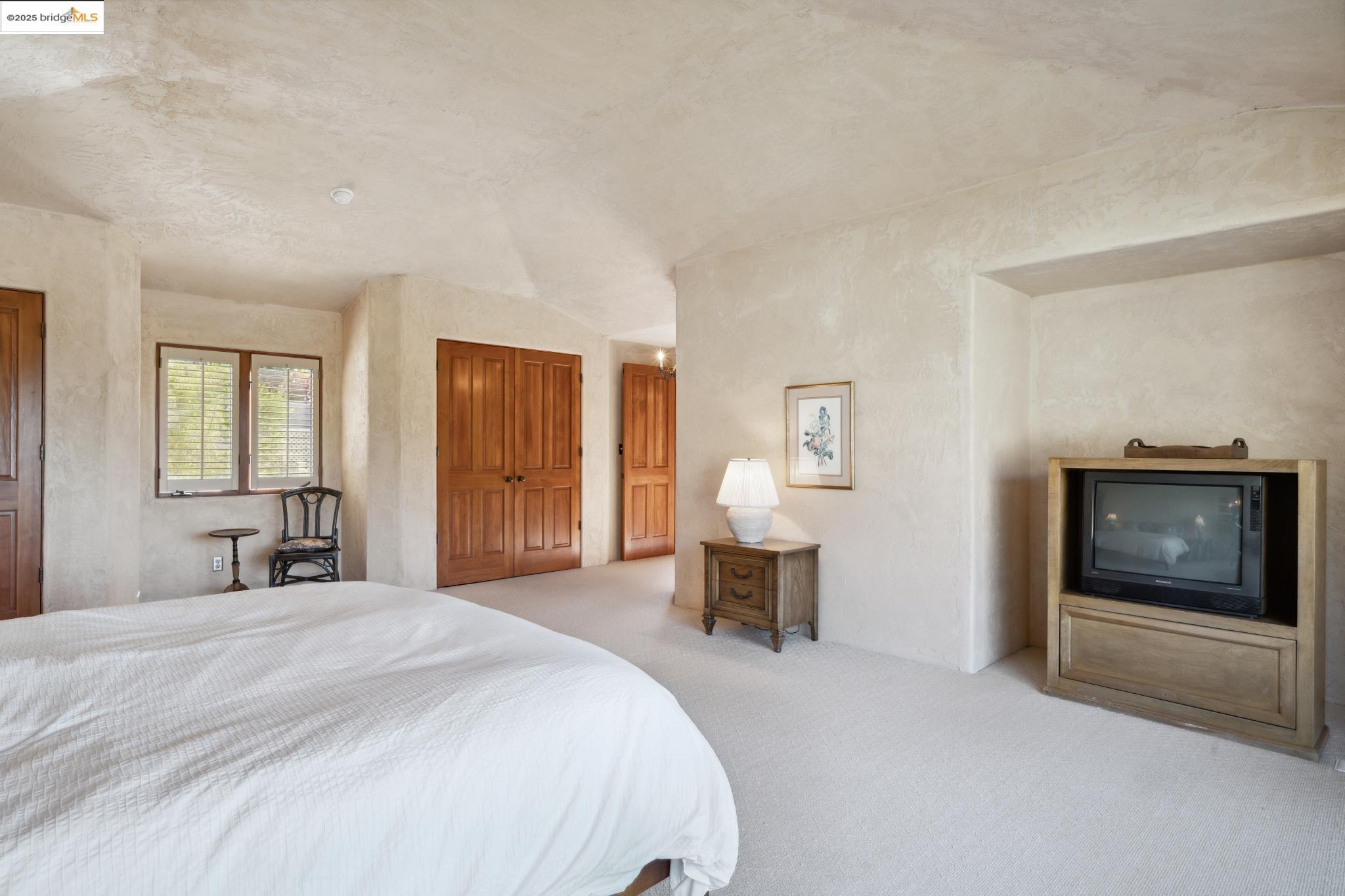 Detail Gallery Image 24 of 42 For 29 Live Oak Rd, Berkeley,  CA 94705 - 4 Beds | 2/1 Baths