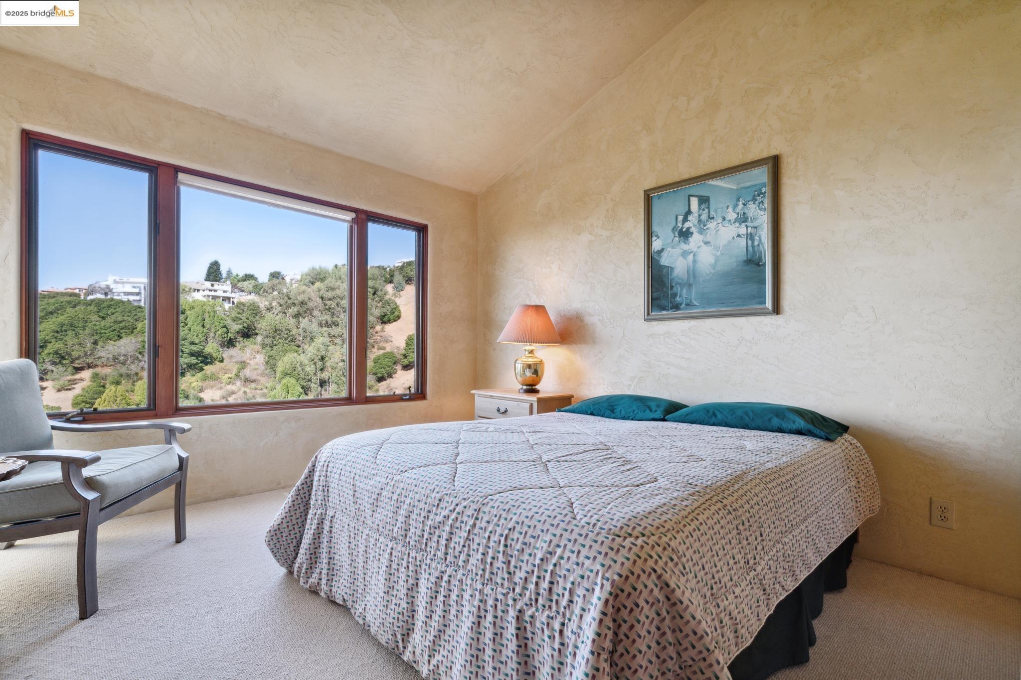 Detail Gallery Image 28 of 42 For 29 Live Oak Rd, Berkeley,  CA 94705 - 4 Beds | 2/1 Baths