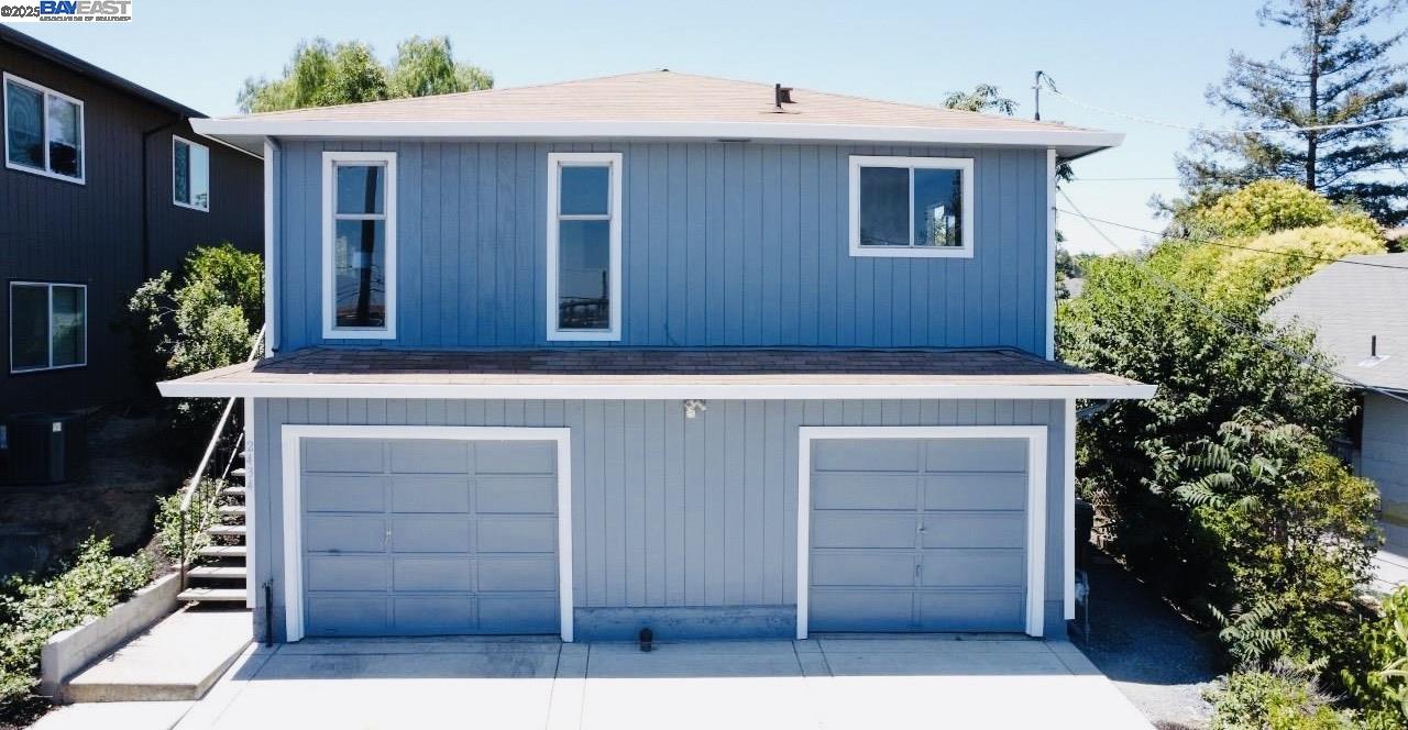Detail Gallery Image 1 of 1 For 2434 Birch St, Martinez,  CA 94553 - 3 Beds | 2 Baths