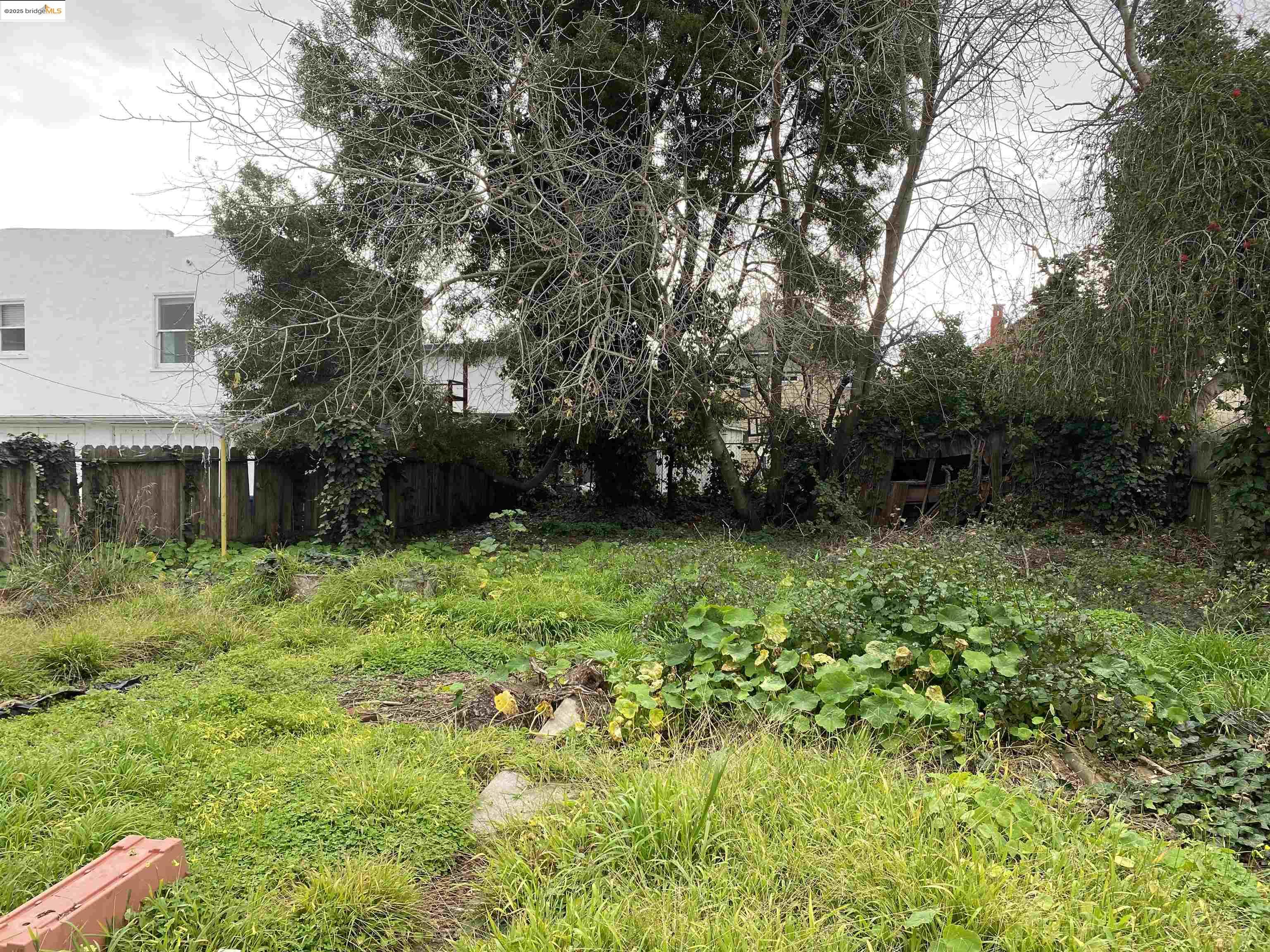 property-img