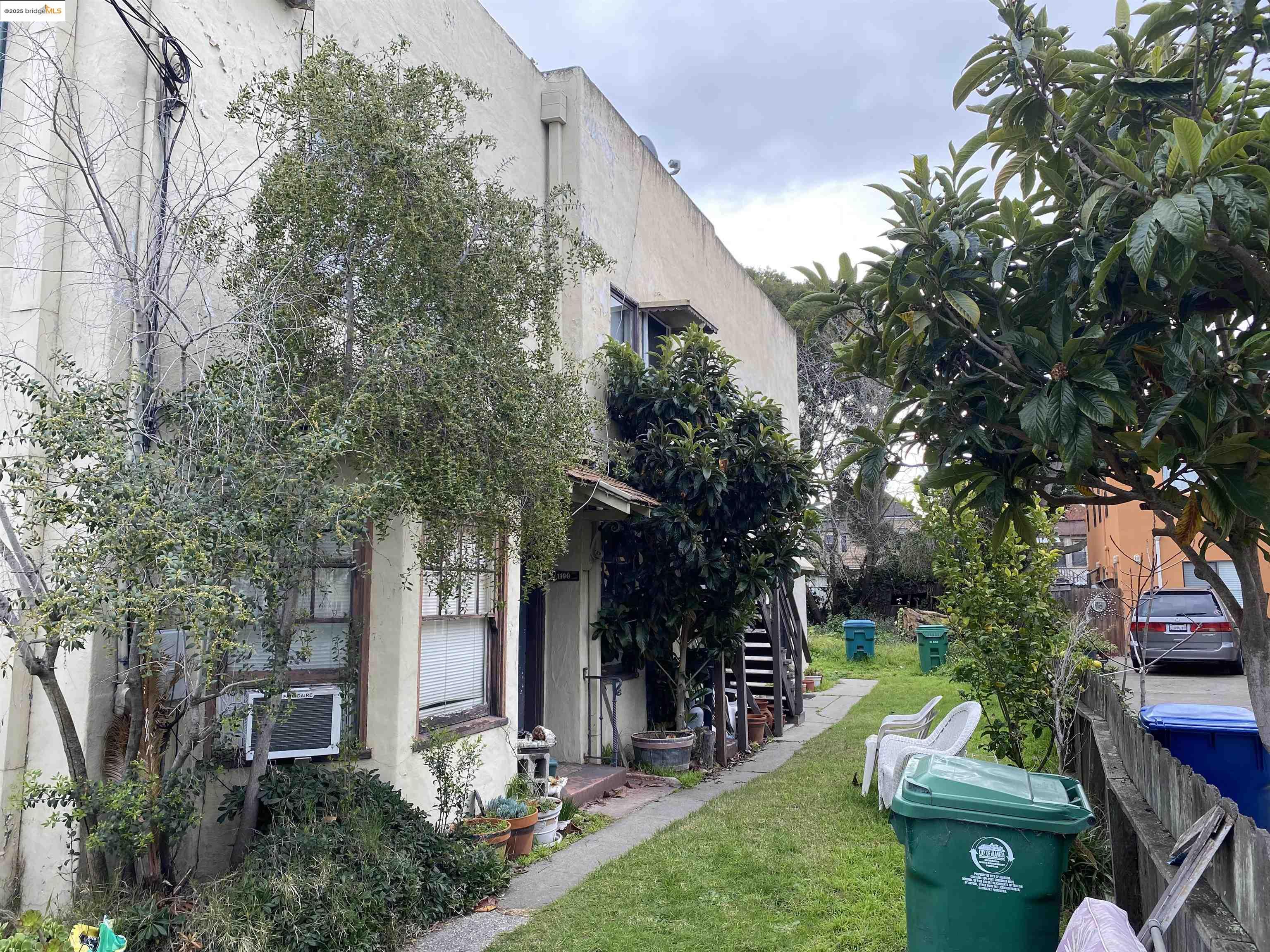 property-img