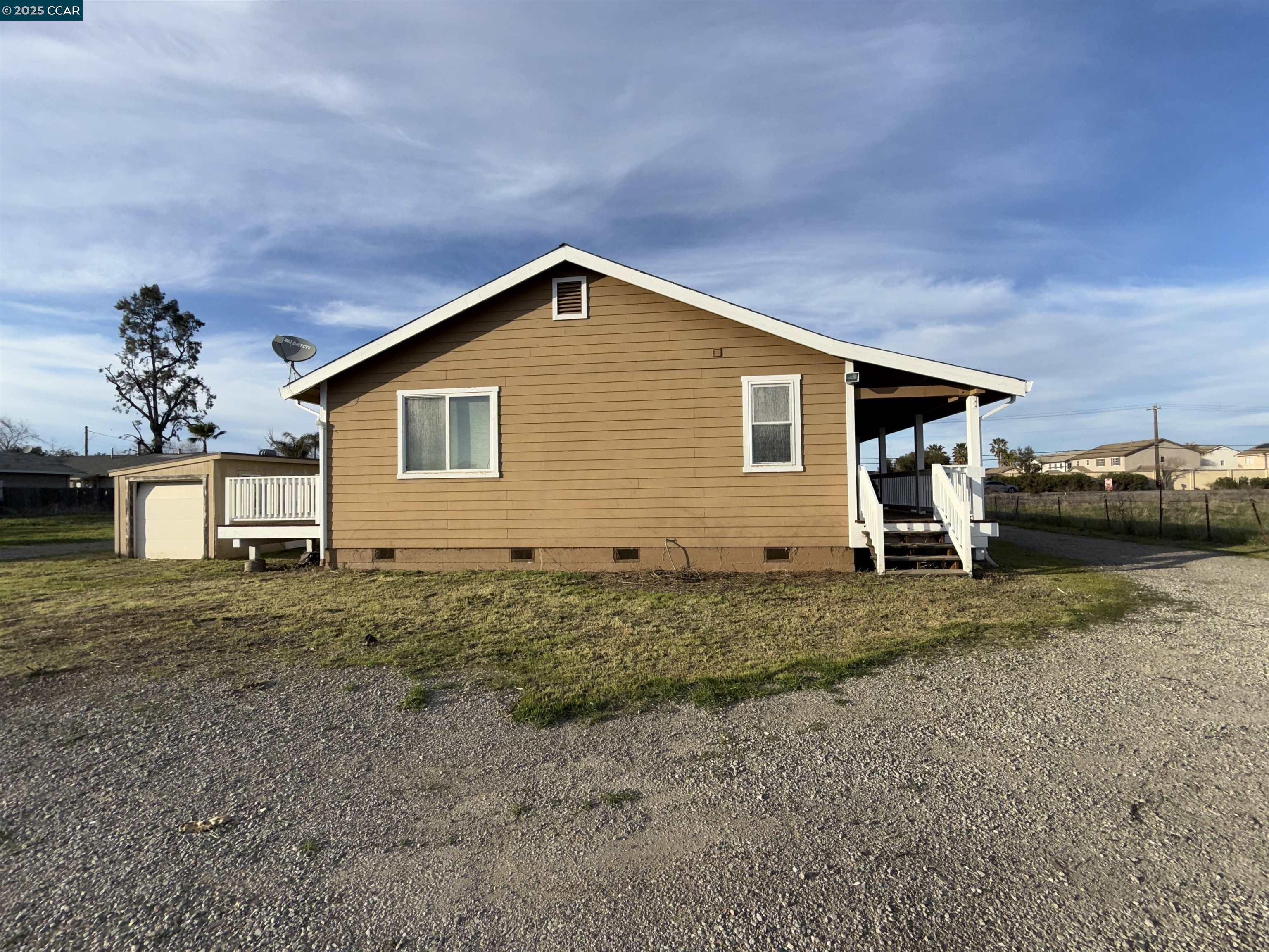 Detail Gallery Image 21 of 22 For 14051 State Highway 4, Byron,  CA 94505 - 4 Beds | 2/1 Baths