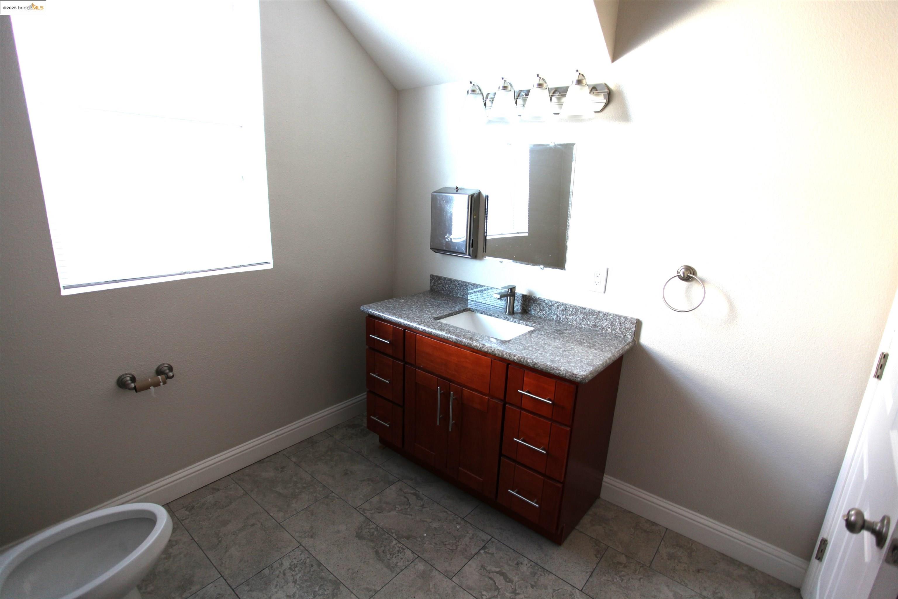Detail Gallery Image 6 of 59 For 50 Main St, Isleton,  CA 95641 - 10 Beds | 5 Baths