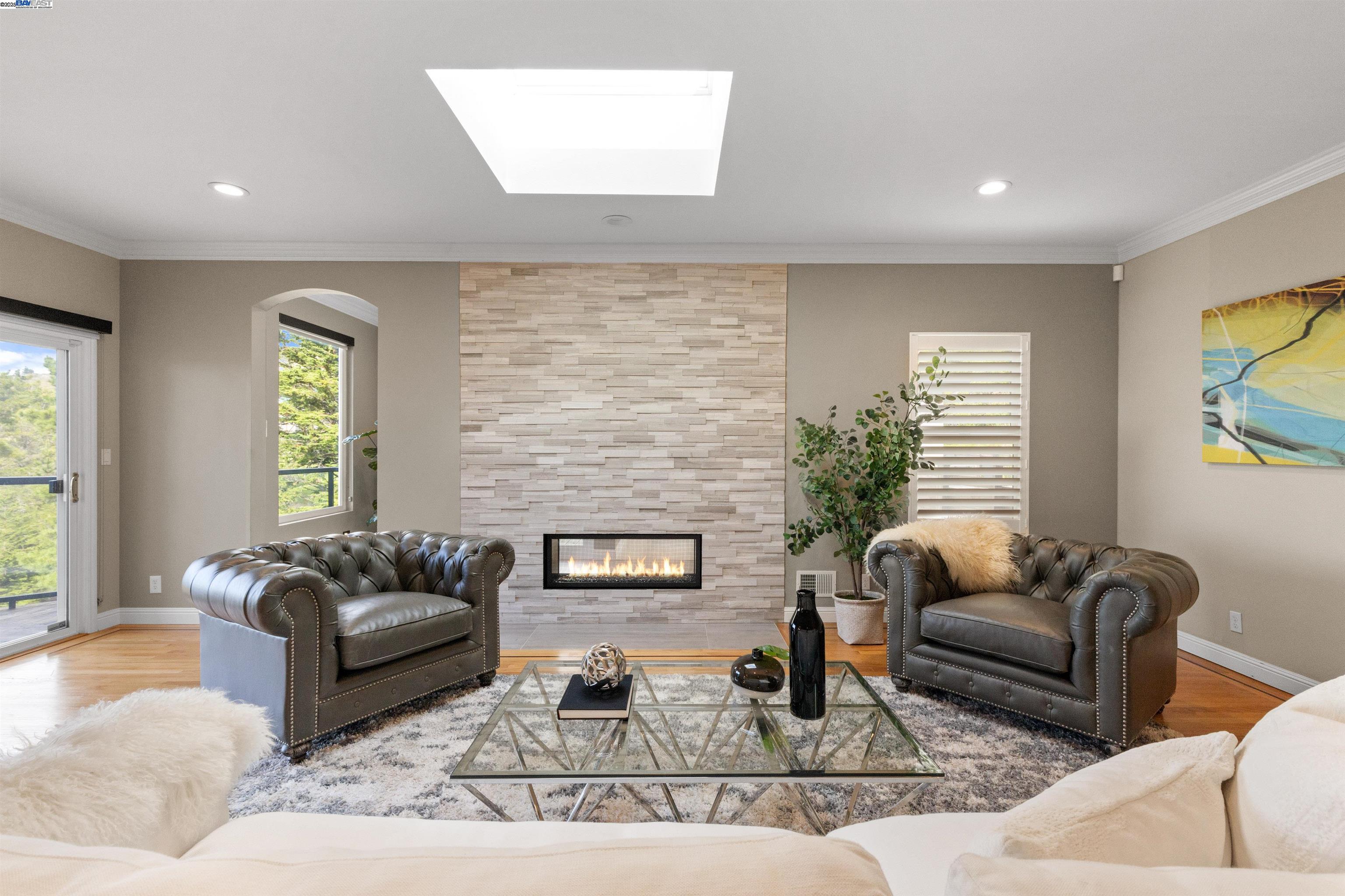 Detail Gallery Image 25 of 60 For 674 Corona Dr, Pacifica,  CA 94044 - 5 Beds | 5/2 Baths