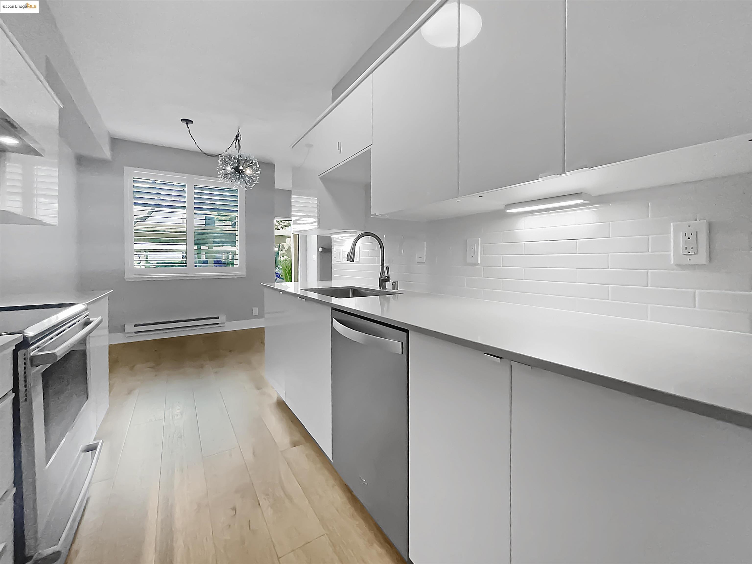 Detail Gallery Image 15 of 50 For 33 Shoreline Ct, Richmond,  CA 94804 - 2 Beds | 1 Baths