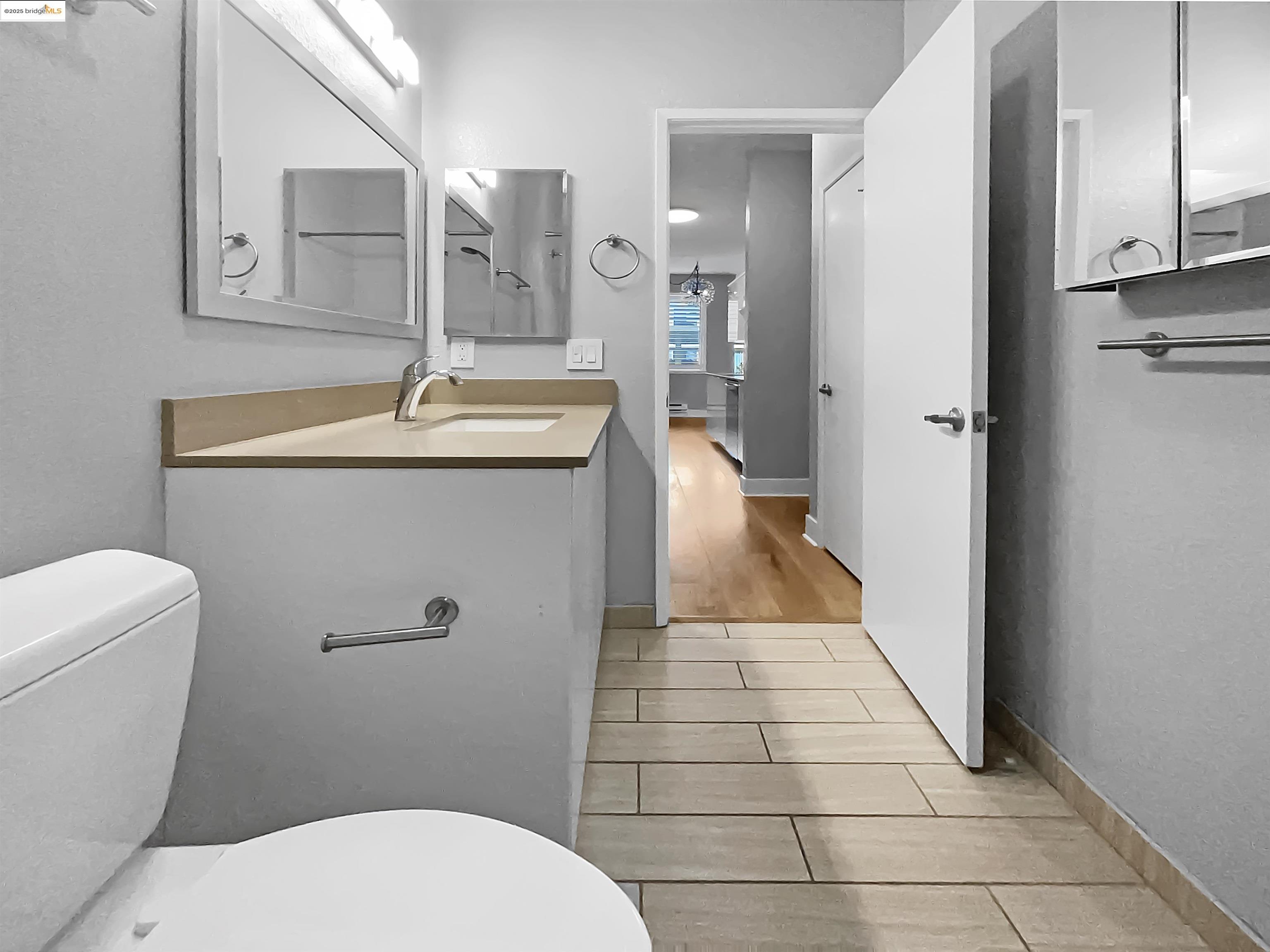 Detail Gallery Image 30 of 50 For 33 Shoreline Ct, Richmond,  CA 94804 - 2 Beds | 1 Baths
