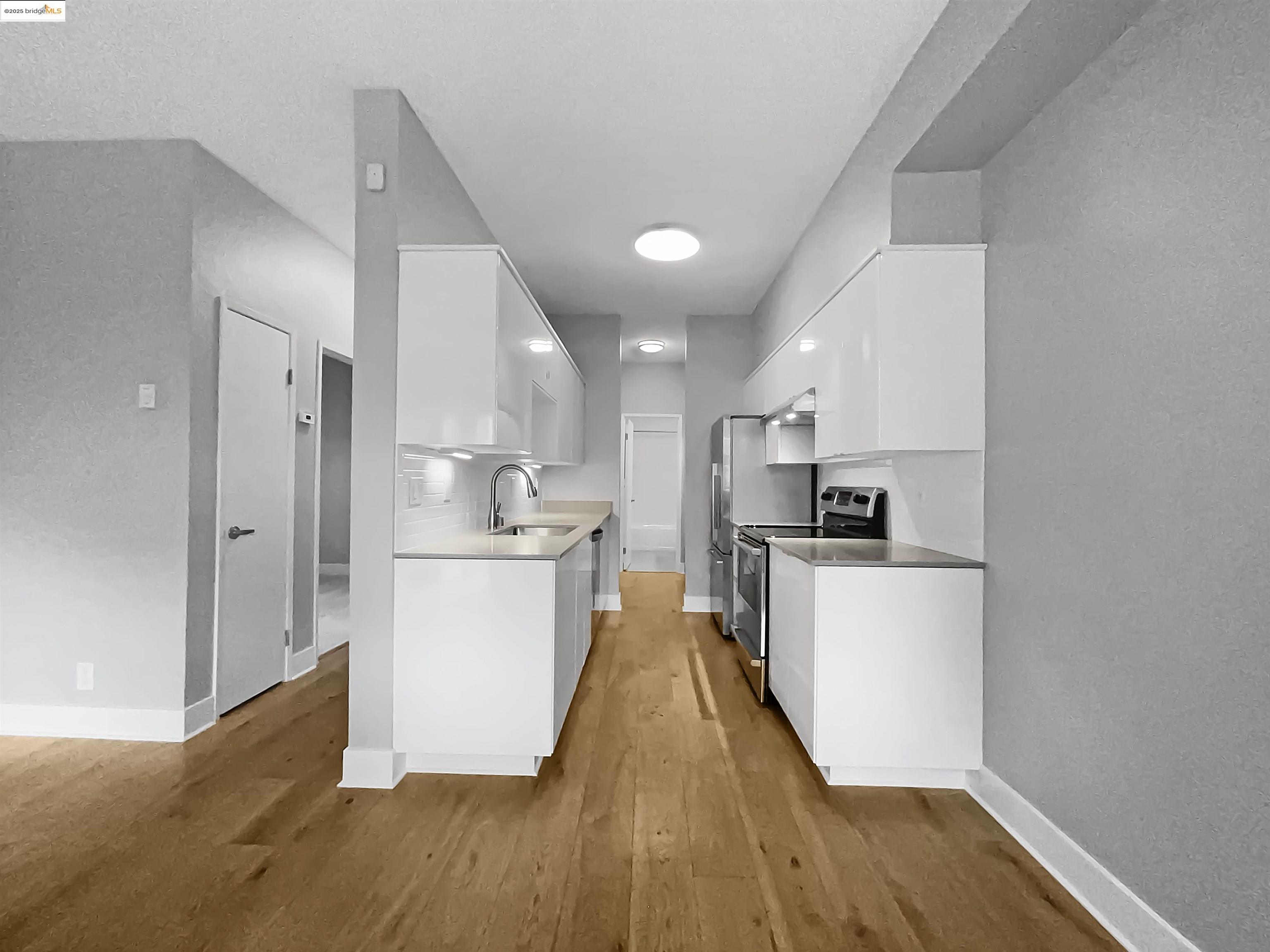 Detail Gallery Image 10 of 50 For 33 Shoreline Ct, Richmond,  CA 94804 - 2 Beds | 1 Baths