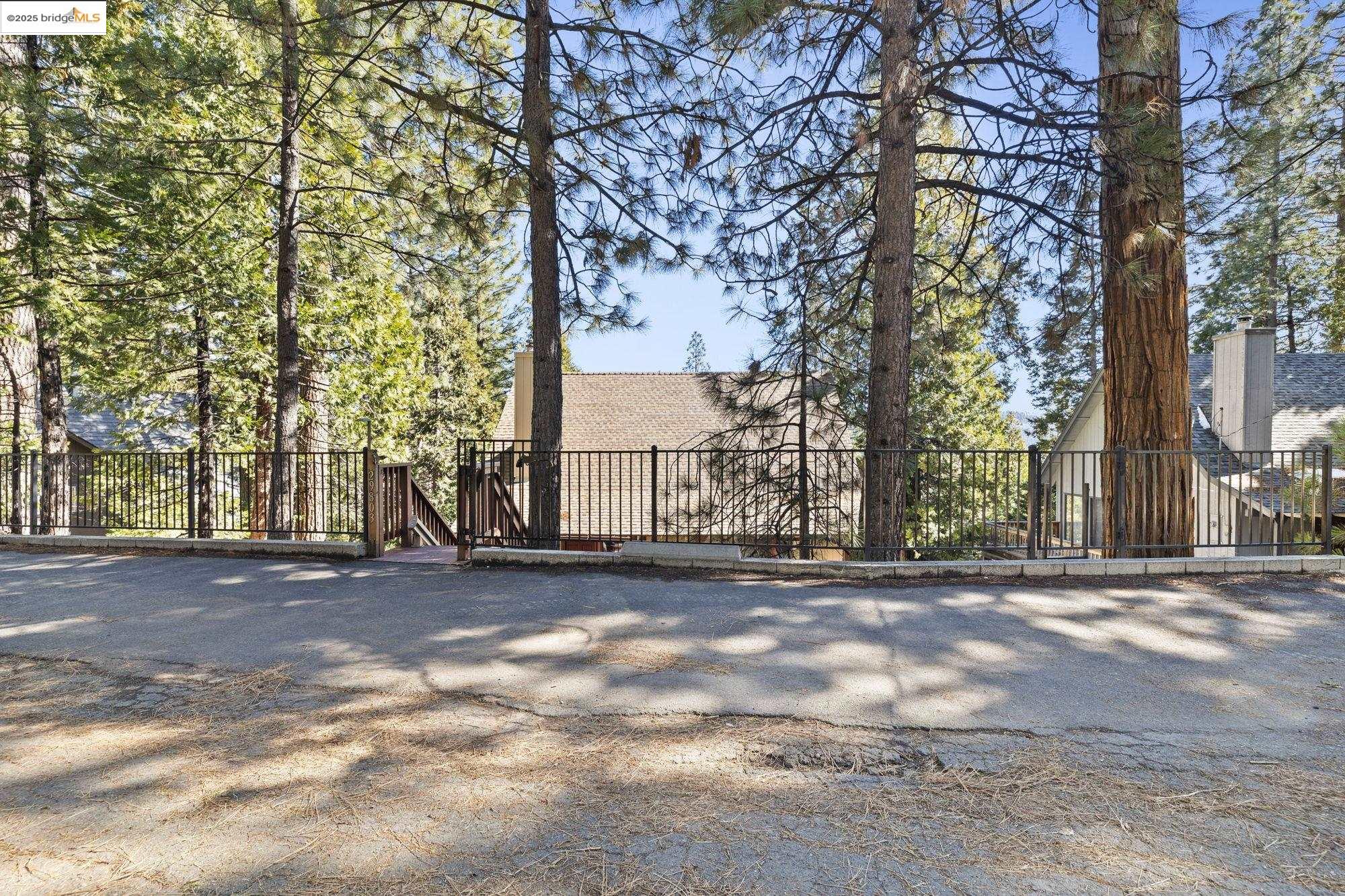 Detail Gallery Image 28 of 51 For 29803 Mono Trl, Cold Springs,  CA 95335 - 4 Beds | 3 Baths