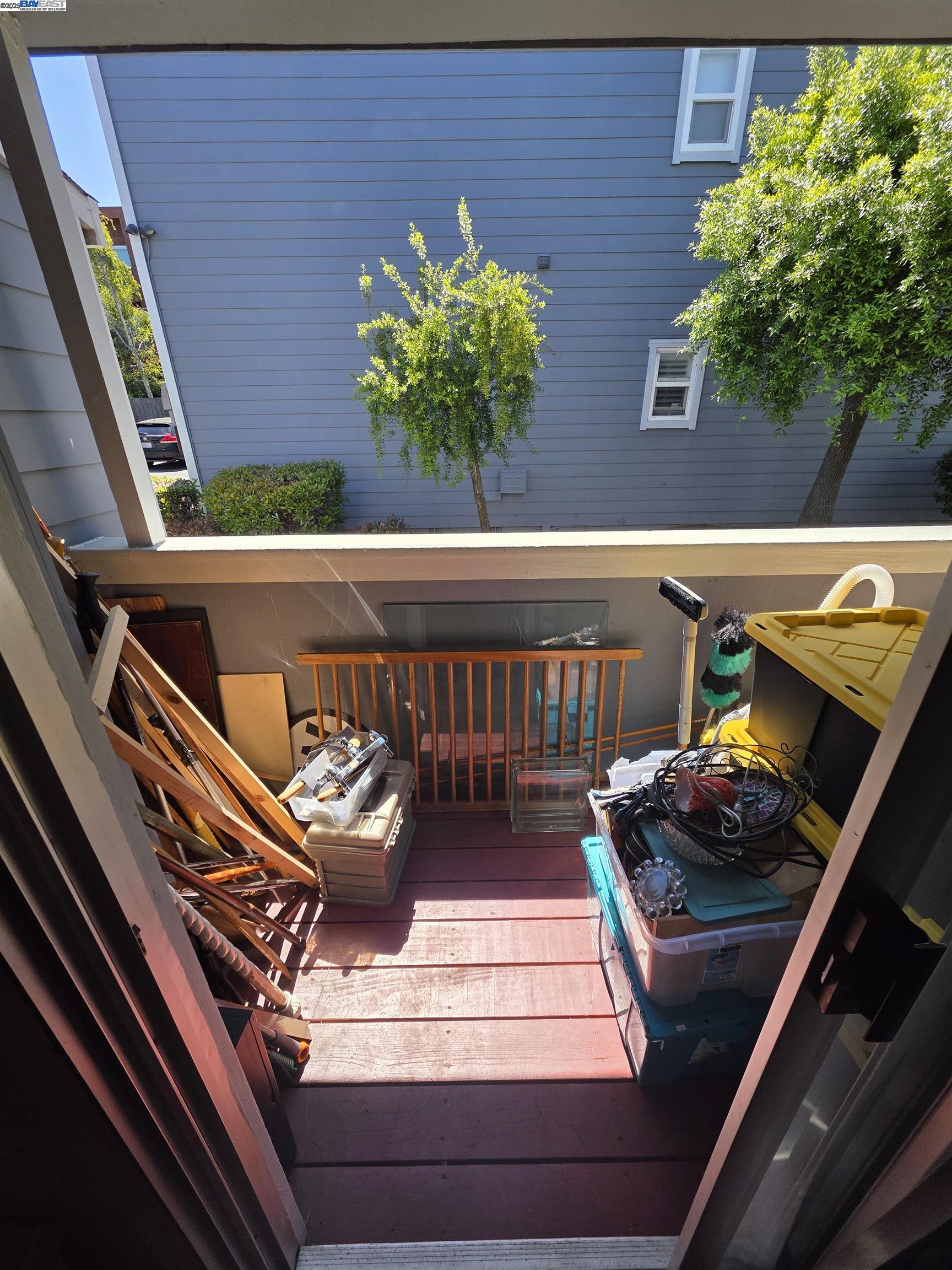 Detail Gallery Image 6 of 14 For 44 Oak Avenue, South San Francisco,  CA 94080 - 2 Beds | 1 Baths