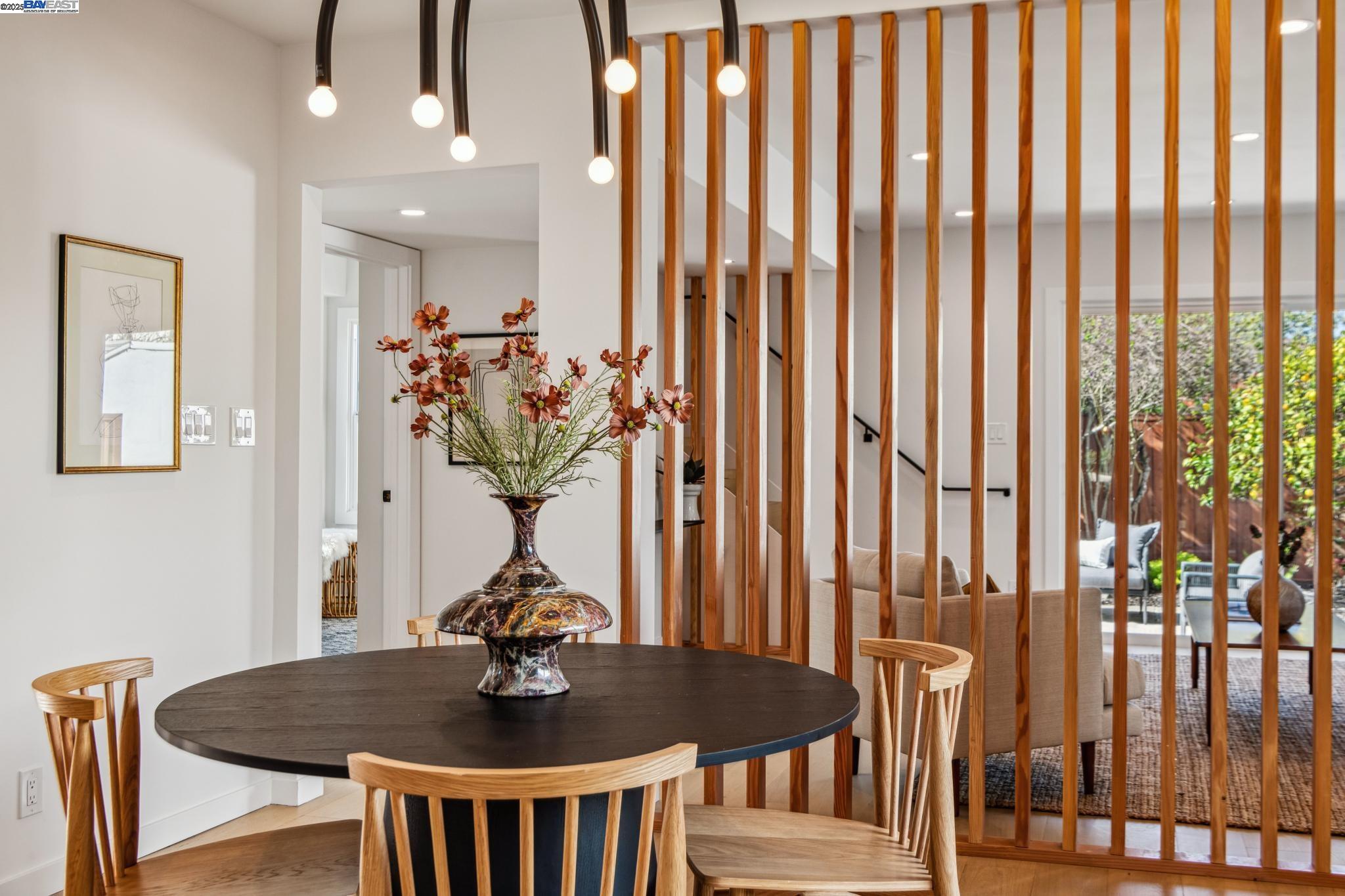 Detail Gallery Image 1 of 1 For 903 Broadway, Alameda,  CA 94501 - 3 Beds | 2 Baths
