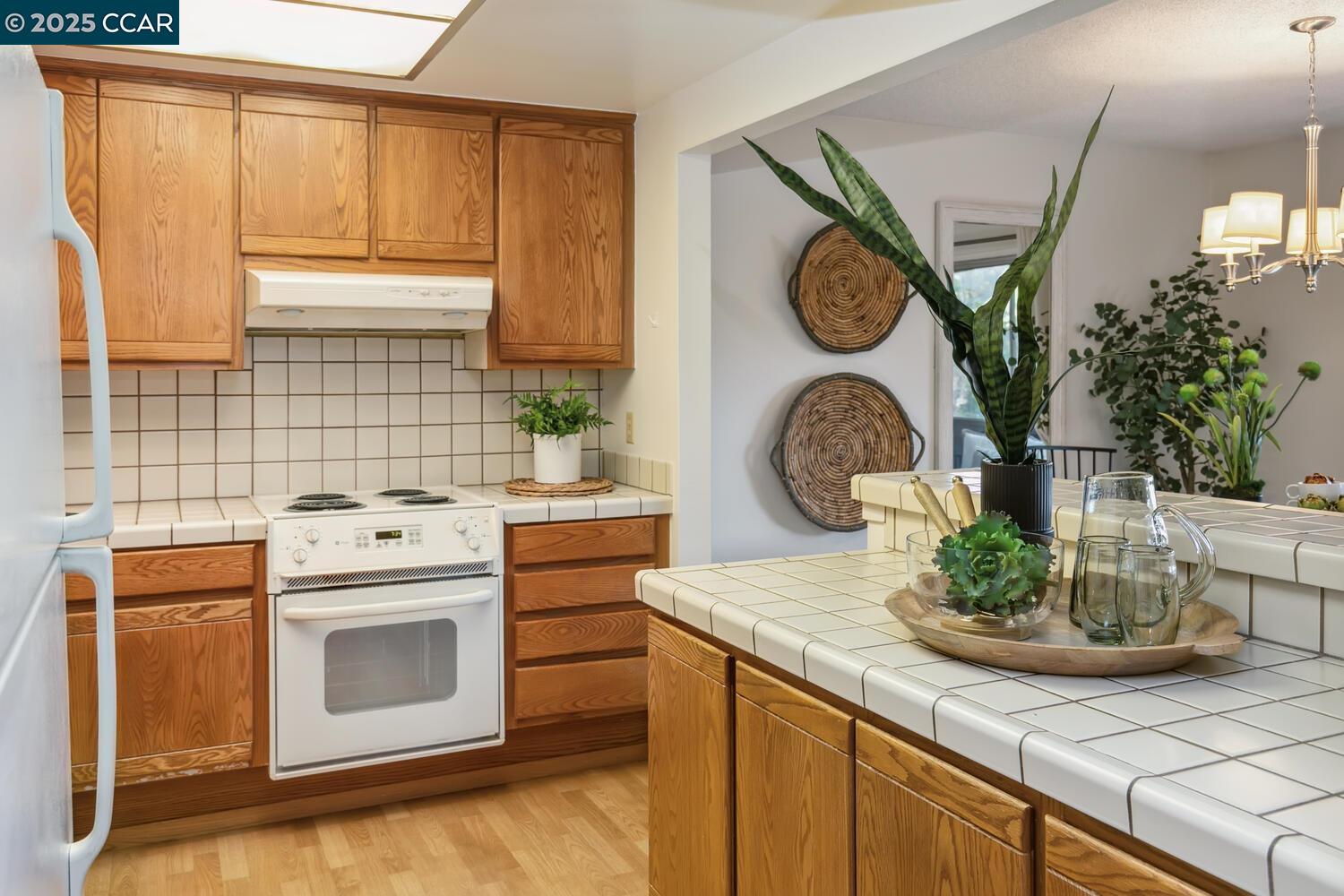 Photo #3: 41086786 Listing 
