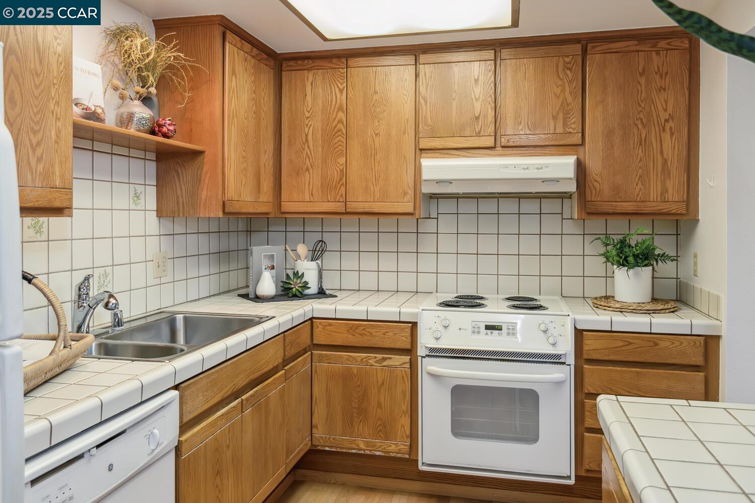 Photo #4: 41086786 Listing 