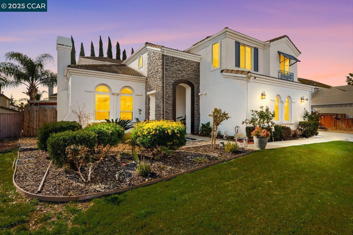Detail Gallery Image 1 of 1 For 2456 Stanford Way, Antioch,  CA 94531 - 5 Beds | 3 Baths