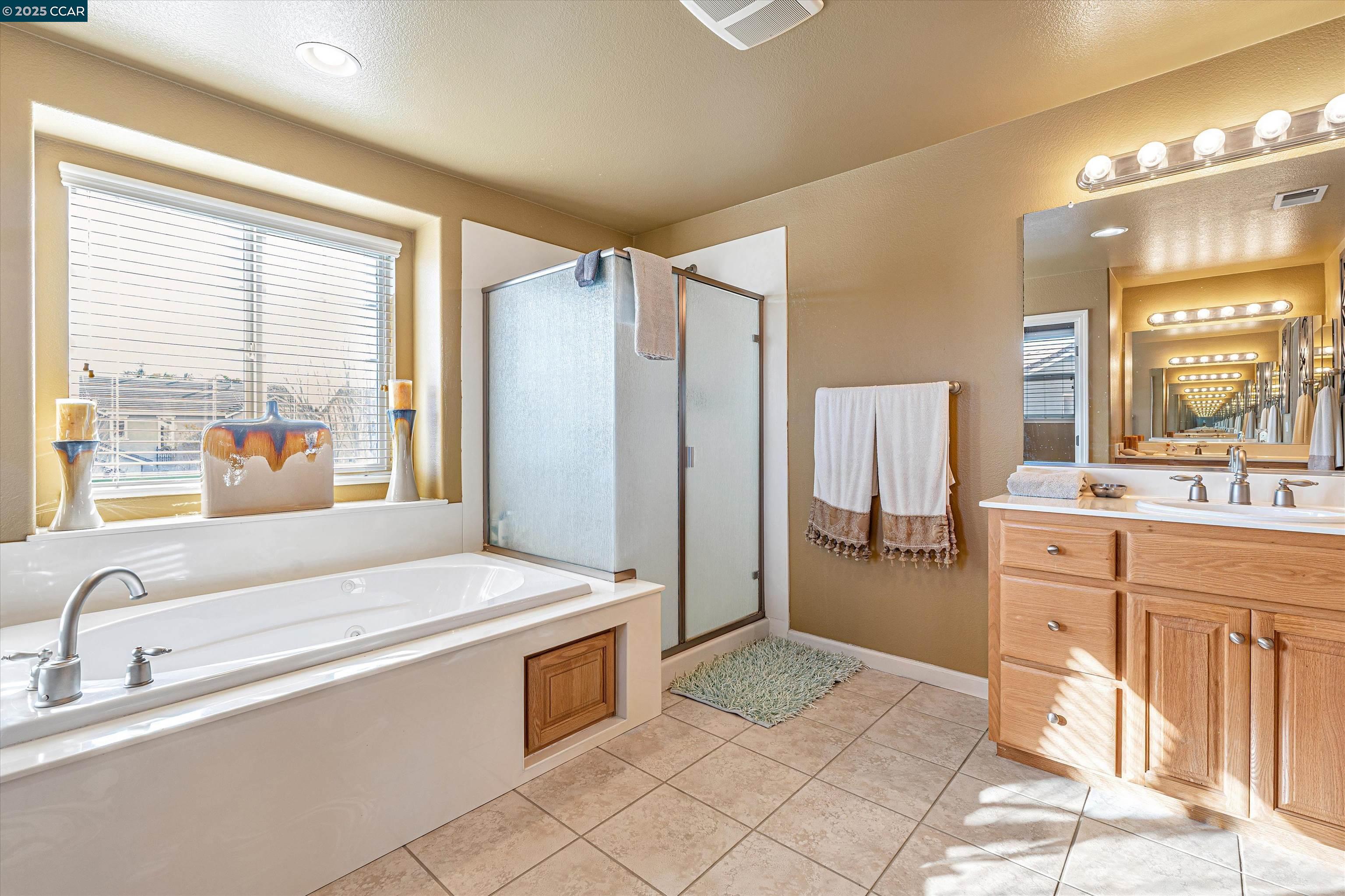 Detail Gallery Image 18 of 34 For 241 Bellflower Ct, Patterson,  CA 95363 - 5 Beds | 4 Baths