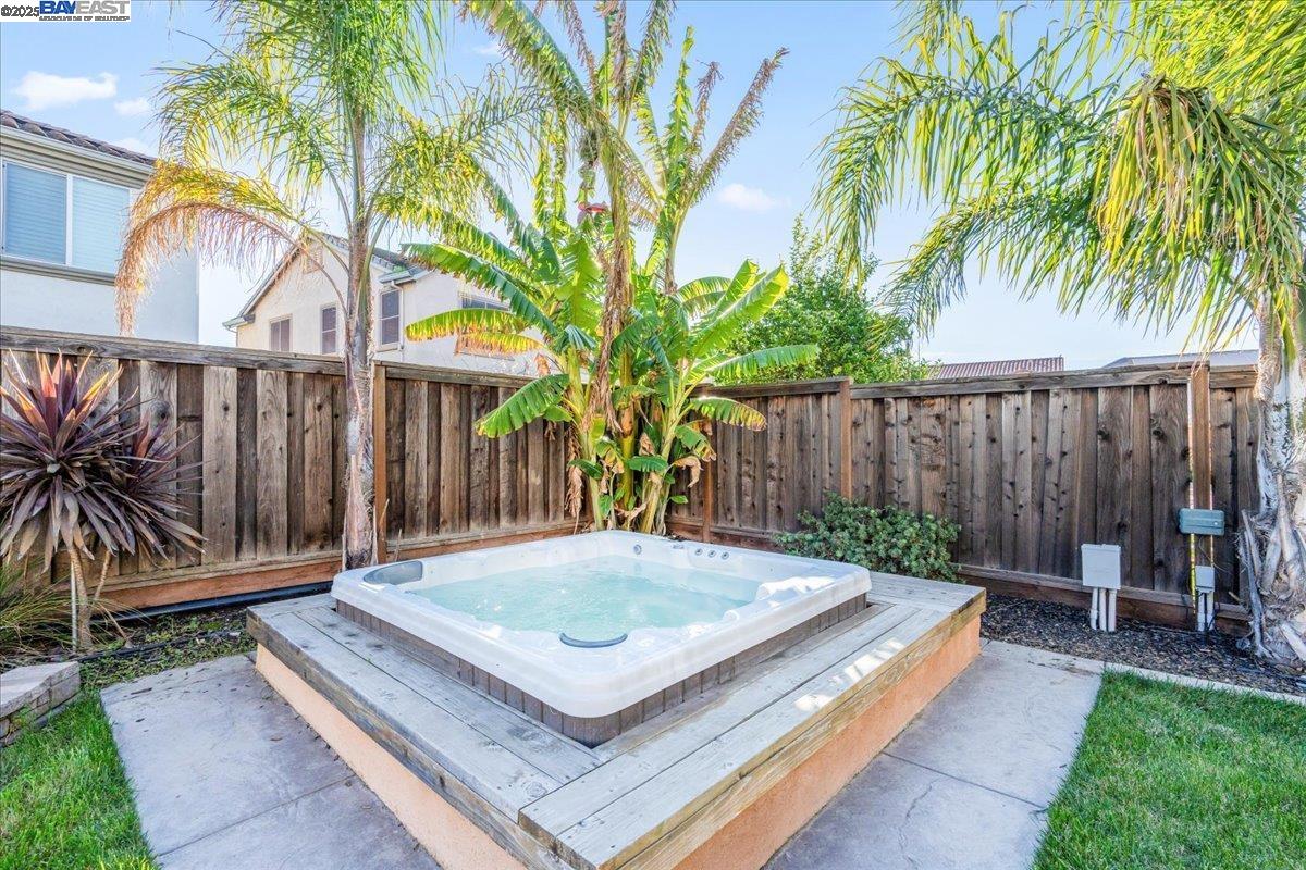 Detail Gallery Image 36 of 46 For 558 Millpond Ave, Lathrop,  CA 95330 - 4 Beds | 2/1 Baths