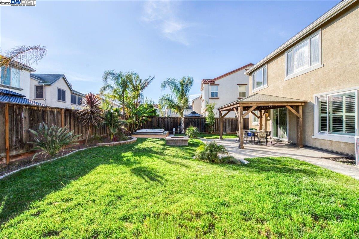 Detail Gallery Image 38 of 46 For 558 Millpond Ave, Lathrop,  CA 95330 - 4 Beds | 2/1 Baths