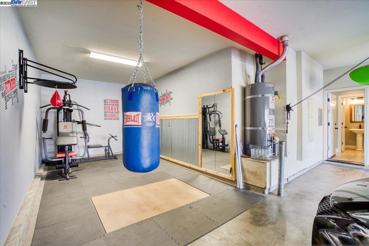 Detail Gallery Image 40 of 46 For 558 Millpond Ave, Lathrop,  CA 95330 - 4 Beds | 2/1 Baths