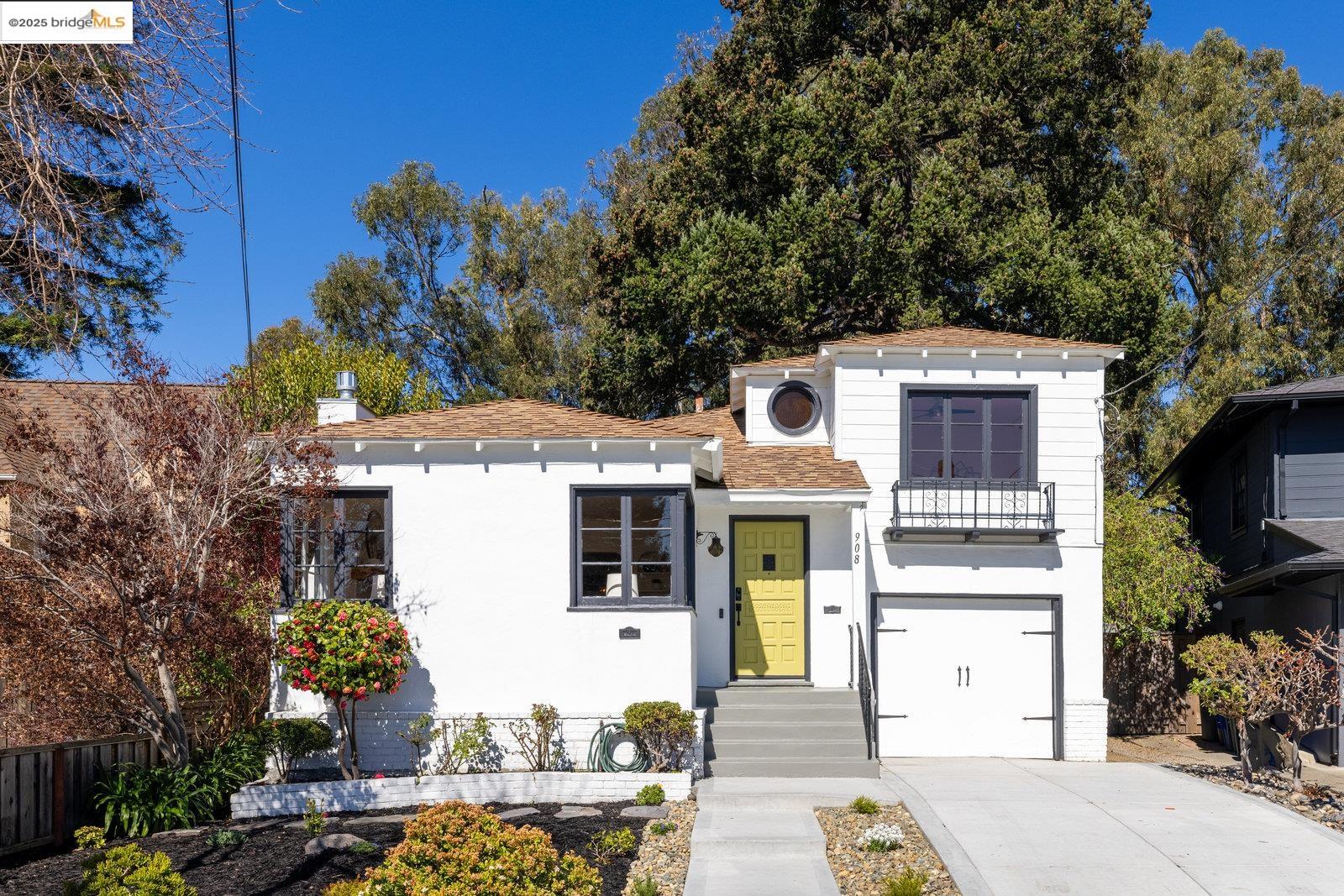 Detail Gallery Image 1 of 1 For 908 Rodney Dr, San Leandro,  CA 94577 - 2 Beds | 2 Baths