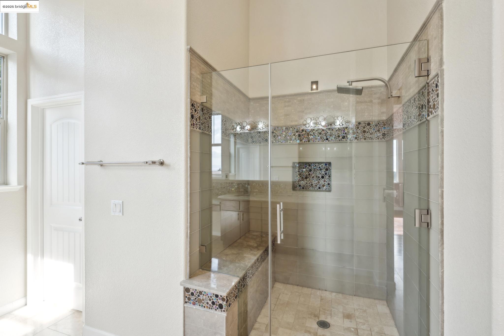 Photo #25: 41086826 Listing: Photo #25
