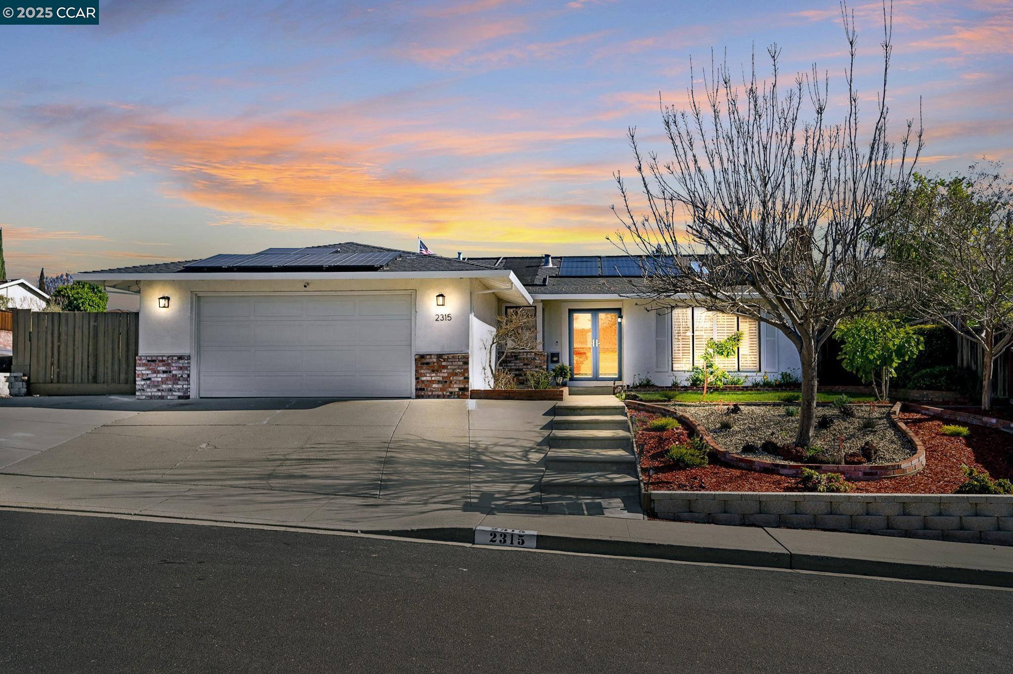 Detail Gallery Image 1 of 1 For 2315 Arcadia Place, Martinez,  CA 94553 - 3 Beds | 2 Baths