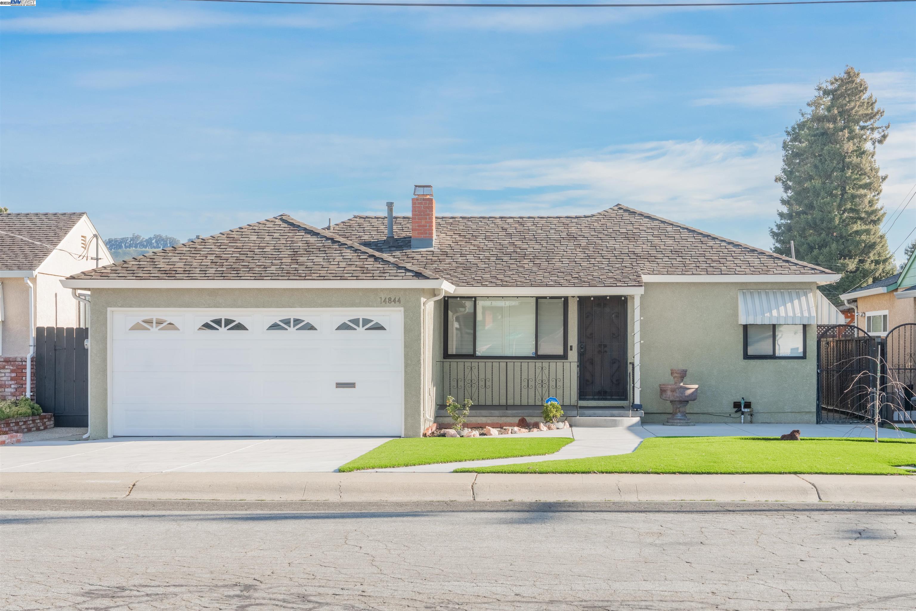 Detail Gallery Image 1 of 1 For 14844 Martell Ave, San Leandro,  CA 94578 - 3 Beds | 1 Baths