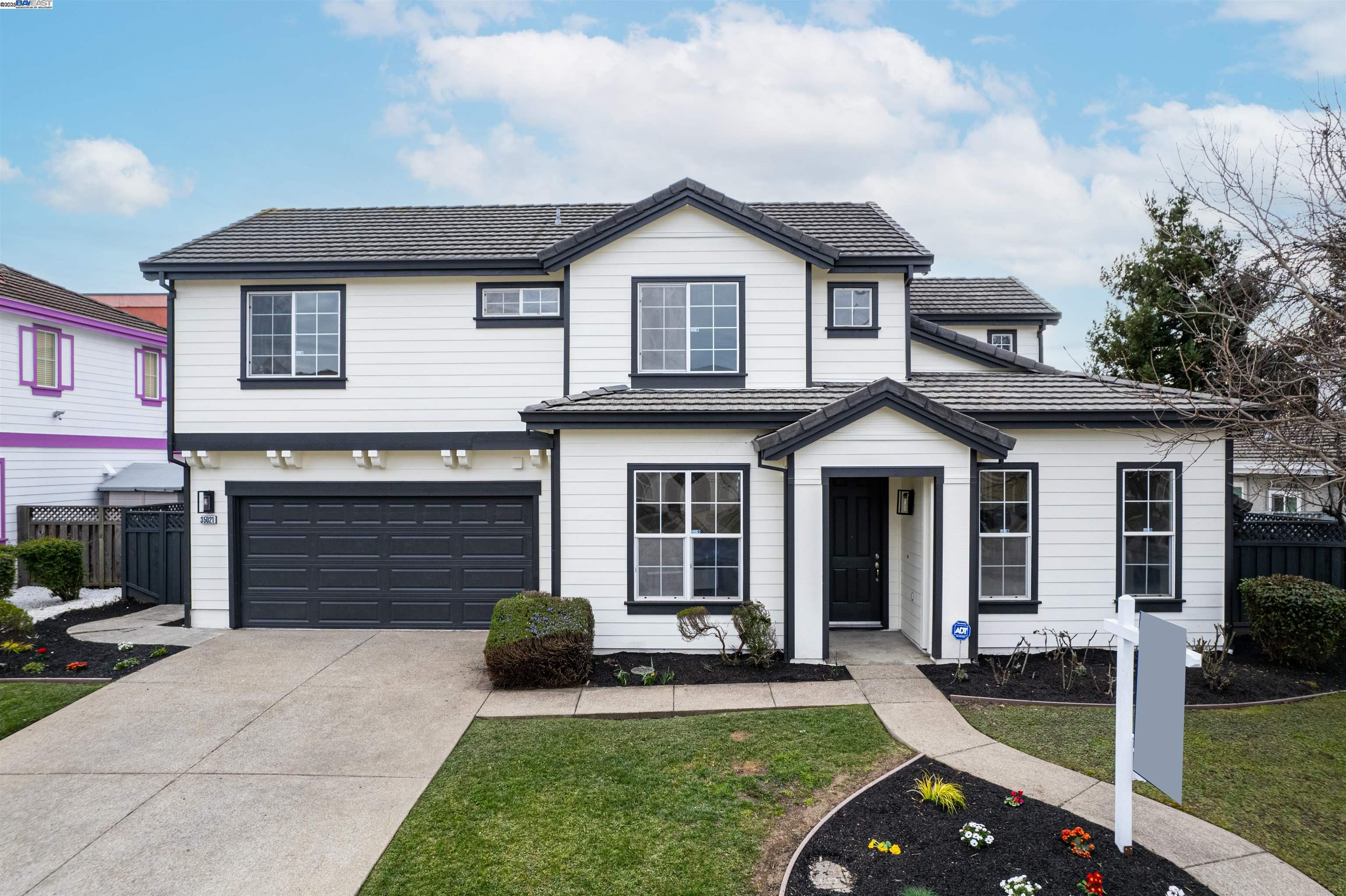 Detail Gallery Image 1 of 1 For 35021 Mount Palomar Ct, Fremont,  CA 94555 - 4 Beds | 3 Baths