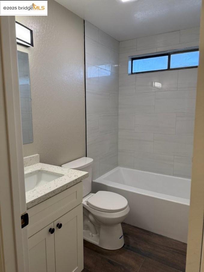 Detail Gallery Image 23 of 60 For 11987 Valenta Way, Groveland,  CA 95321 - 4 Beds | 3 Baths
