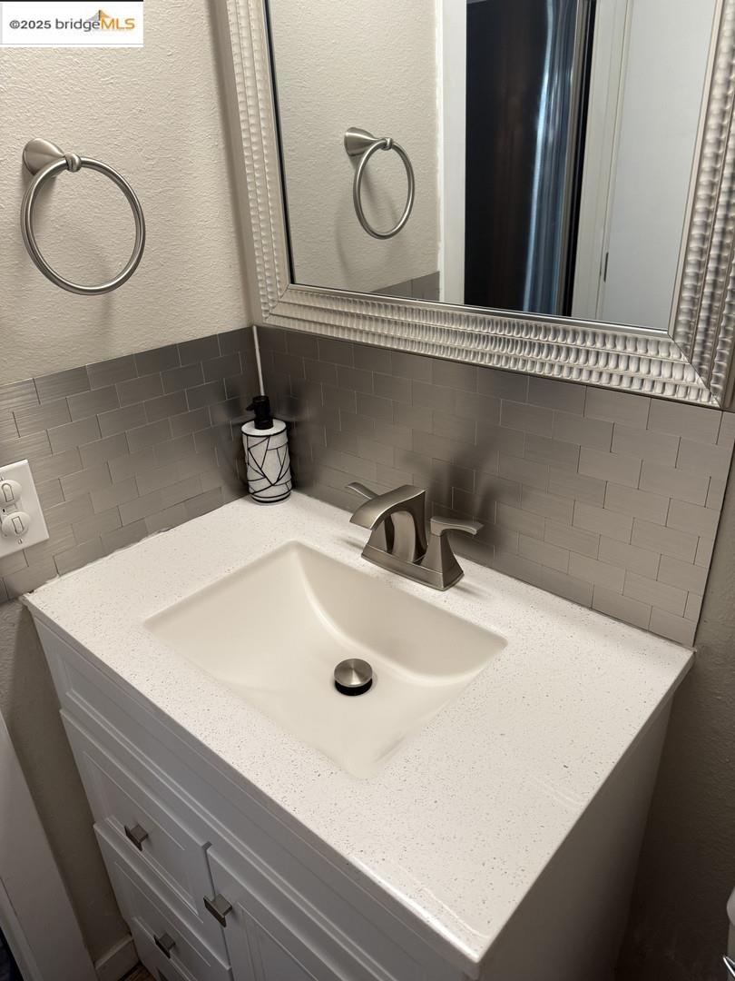 Detail Gallery Image 6 of 15 For 1200 Wildwood Ave # 17,  South Lake Tahoe,  CA 96150 - 2 Beds | 1/1 Baths