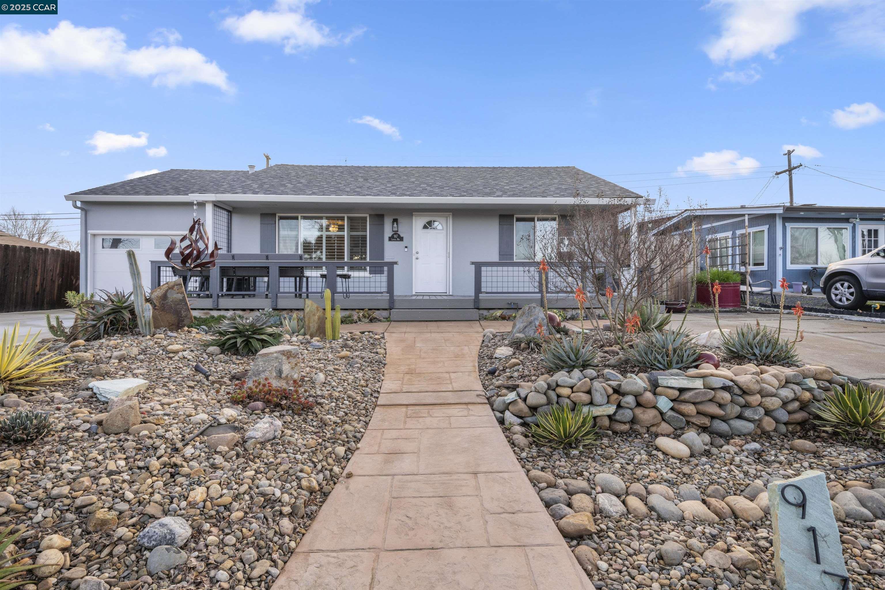 Detail Gallery Image 1 of 1 For 917 Laurel Way, Rio Vista,  CA 94571 - 2 Beds | 1 Baths