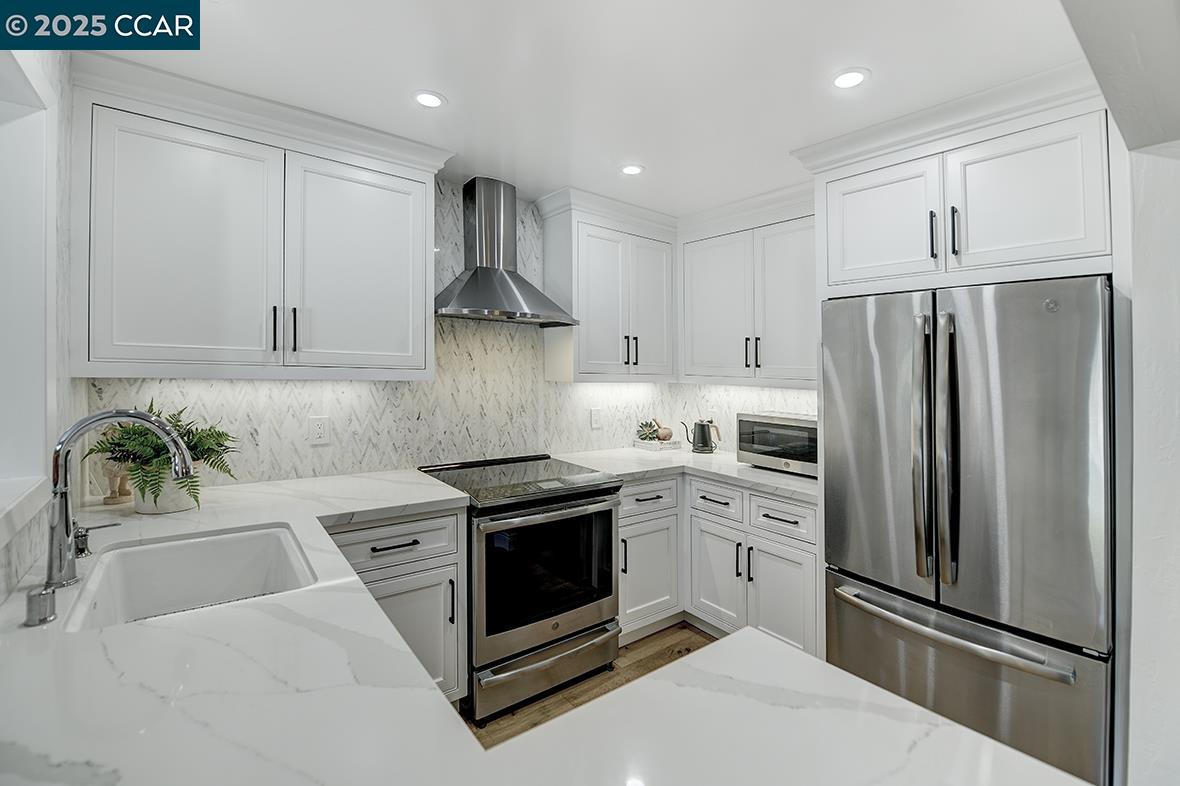 Photo #5: 41086863 Listing 