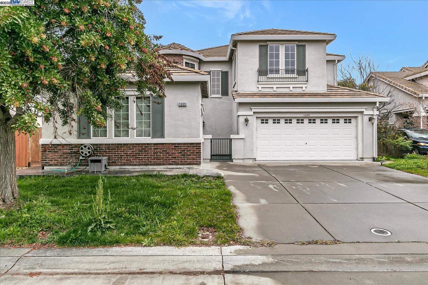 Detail Gallery Image 1 of 1 For 1609 Mcguire Cir, Suisun City,  CA 94585 - 5 Beds | 2/1 Baths